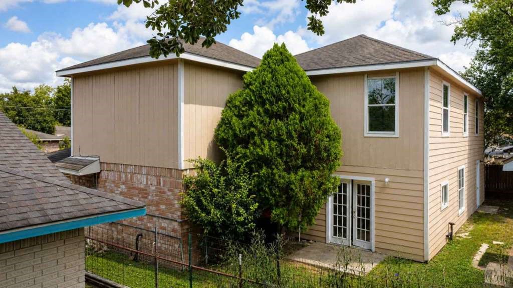 1219 Pilot Point Drive, Houston, TX 77038