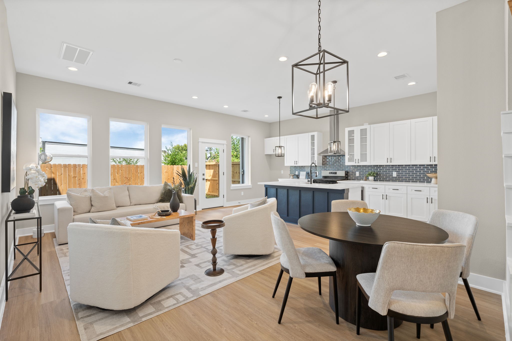 5817 Highland Sun Lane, Houston, TX 77091