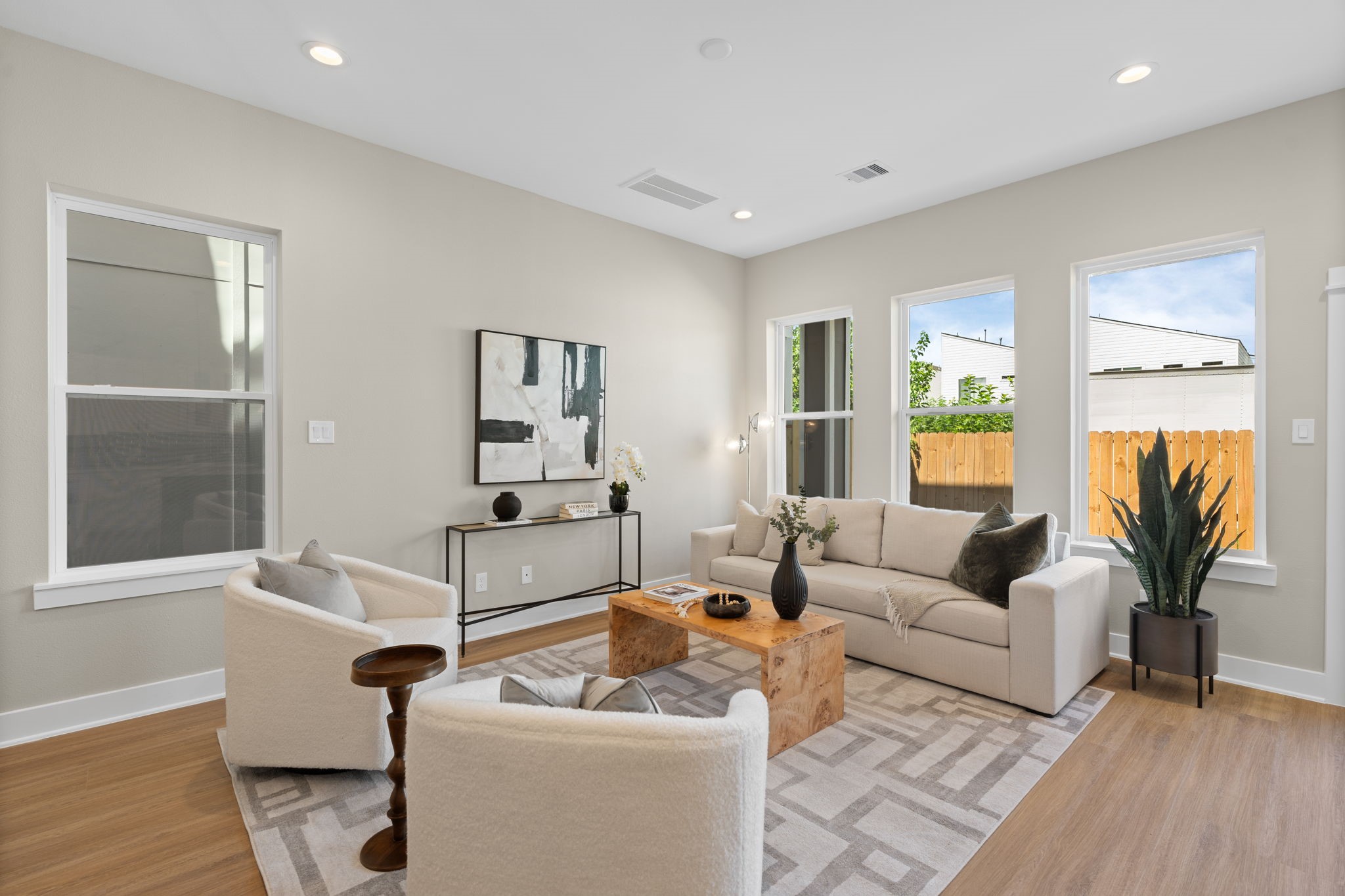 5817 Highland Sun Lane, Houston, TX 77091