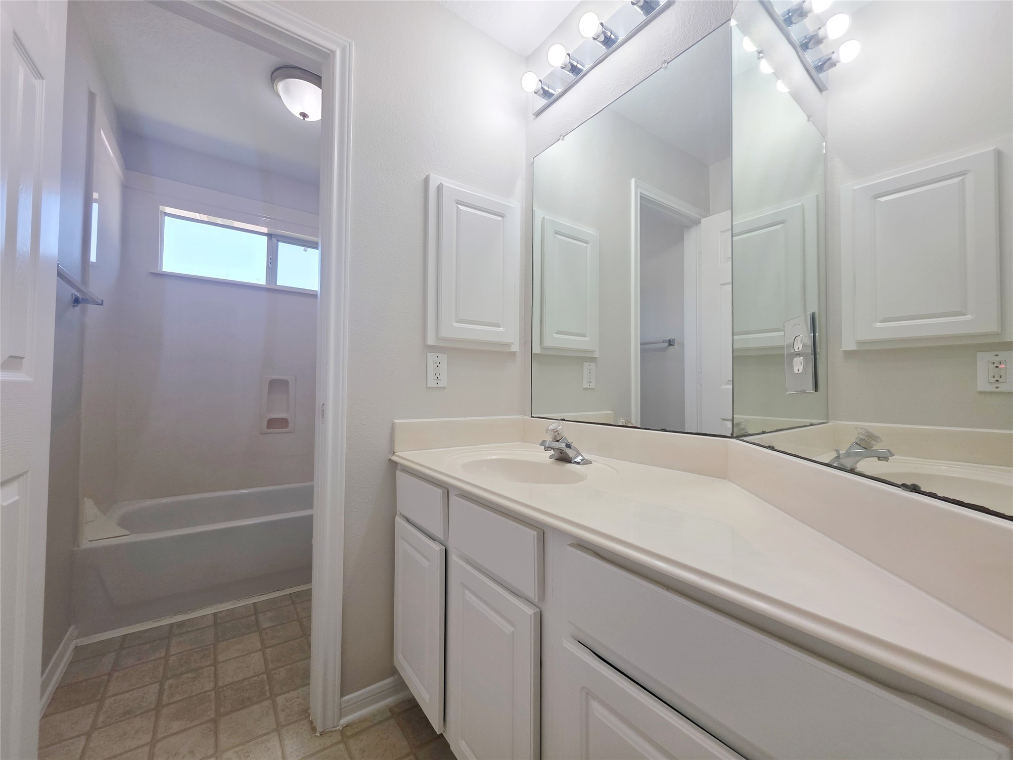 3319 Lily Pond Court, Missouri City, TX 77459