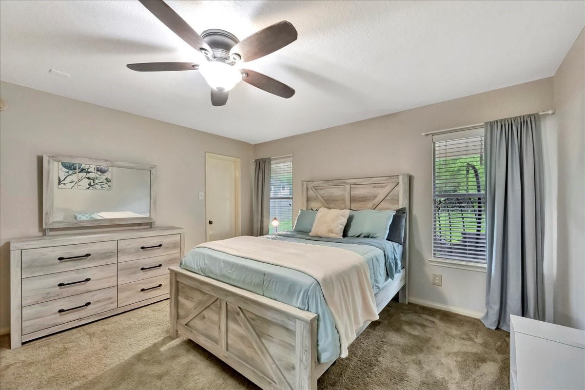 4026 Bentwood Drive, Dickinson, TX 77539