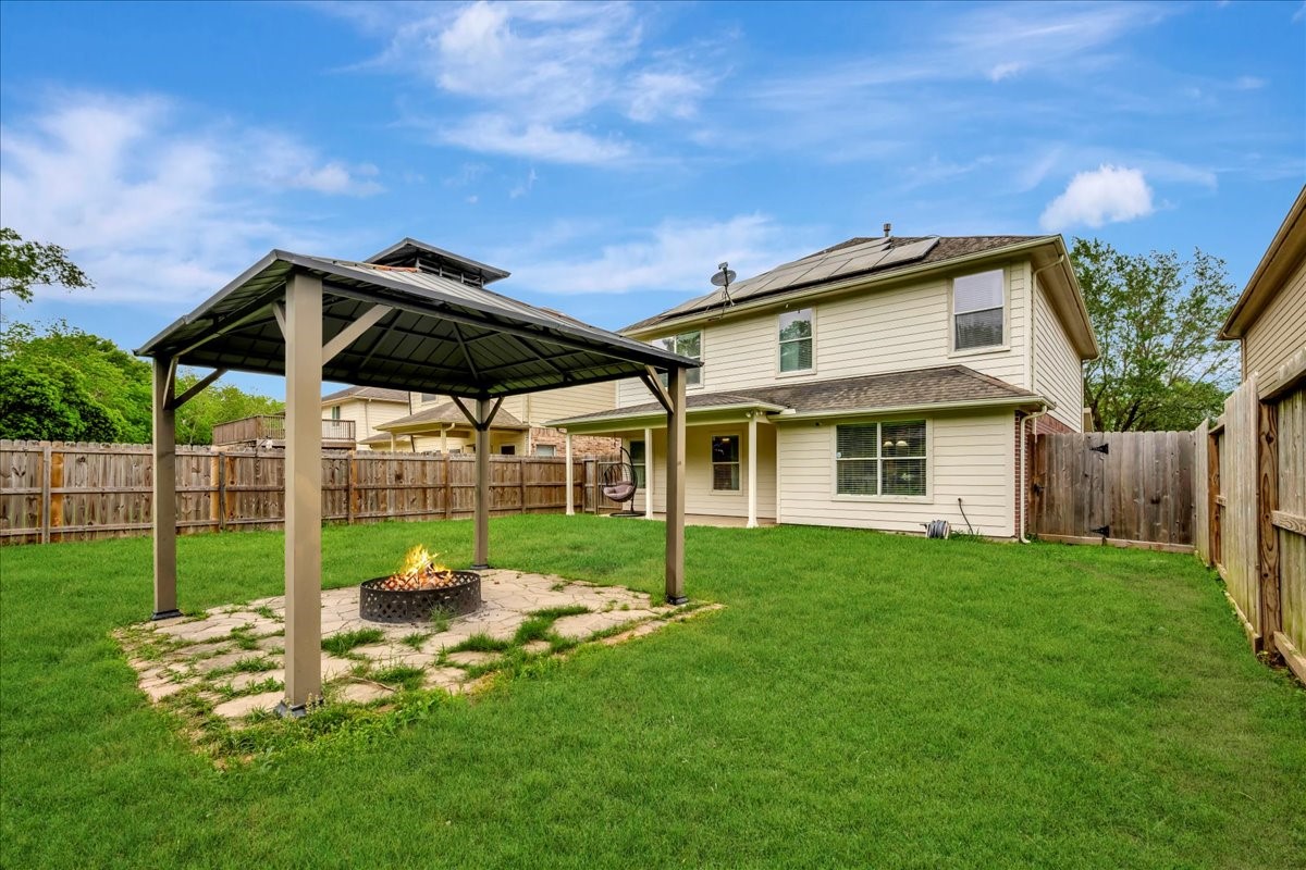 4026 Bentwood Drive, Dickinson, TX 77539