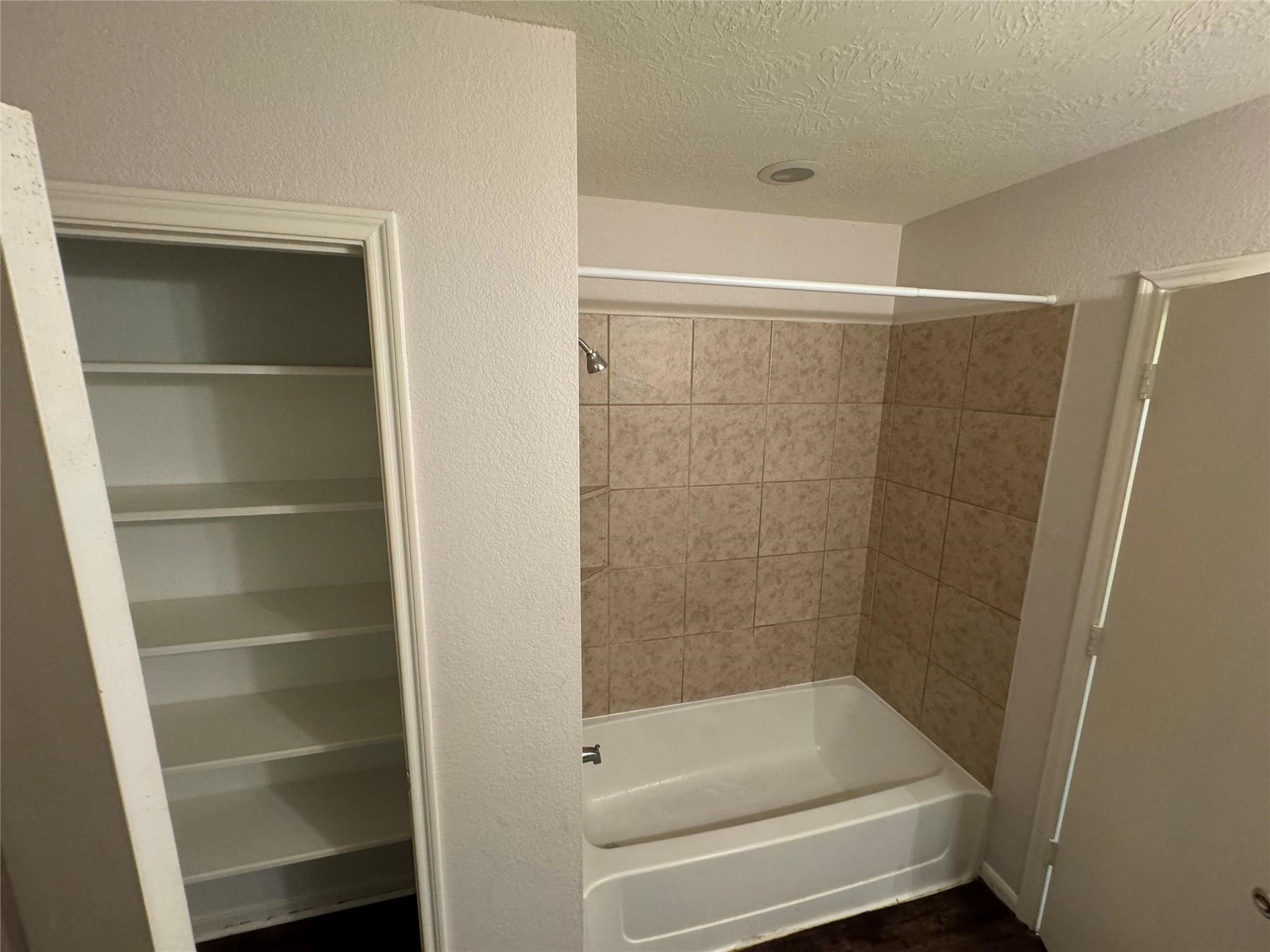 19022 Bee Line Court, Houston, TX 77073