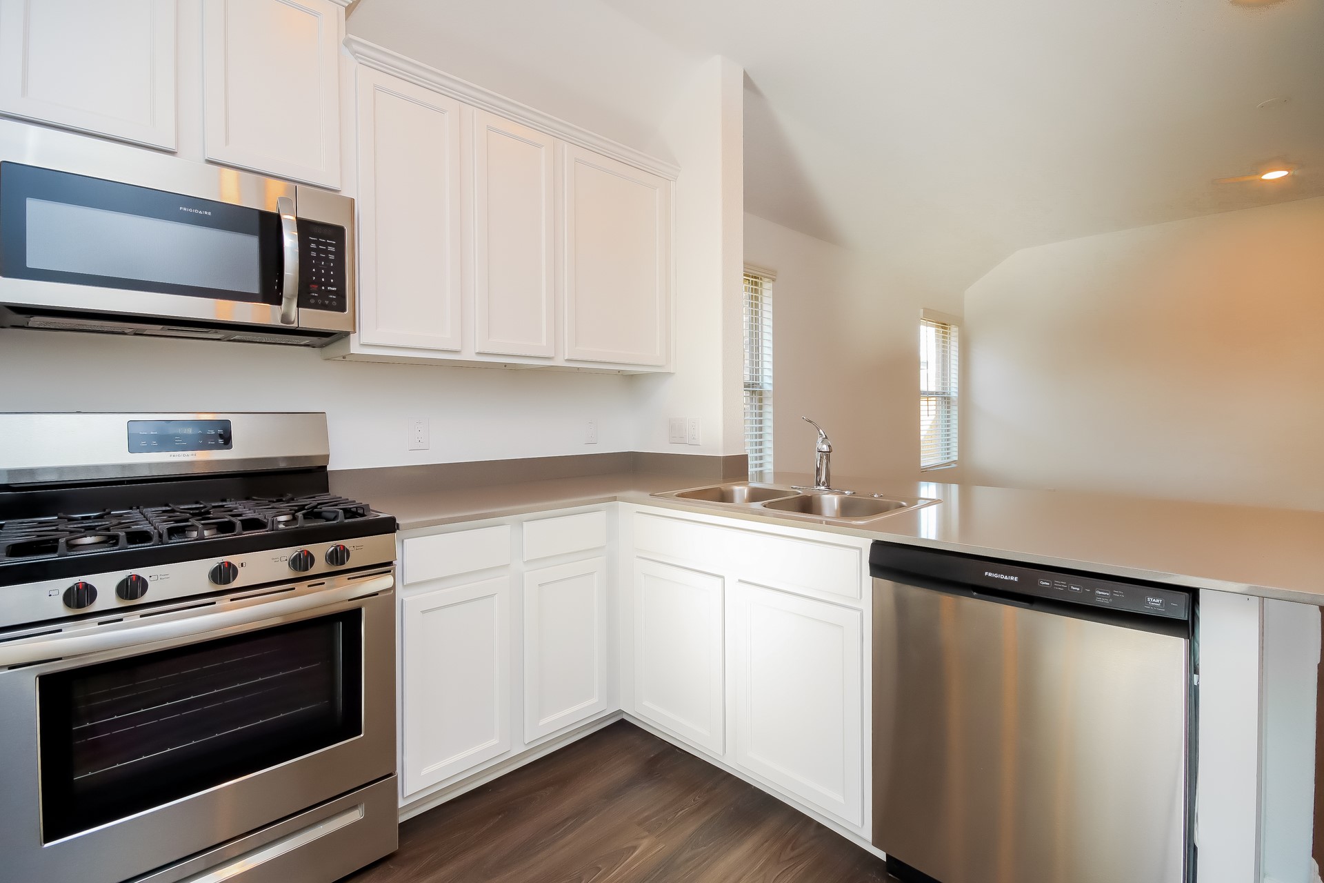 18438 Running Shadow Court, Hockley, TX 77447