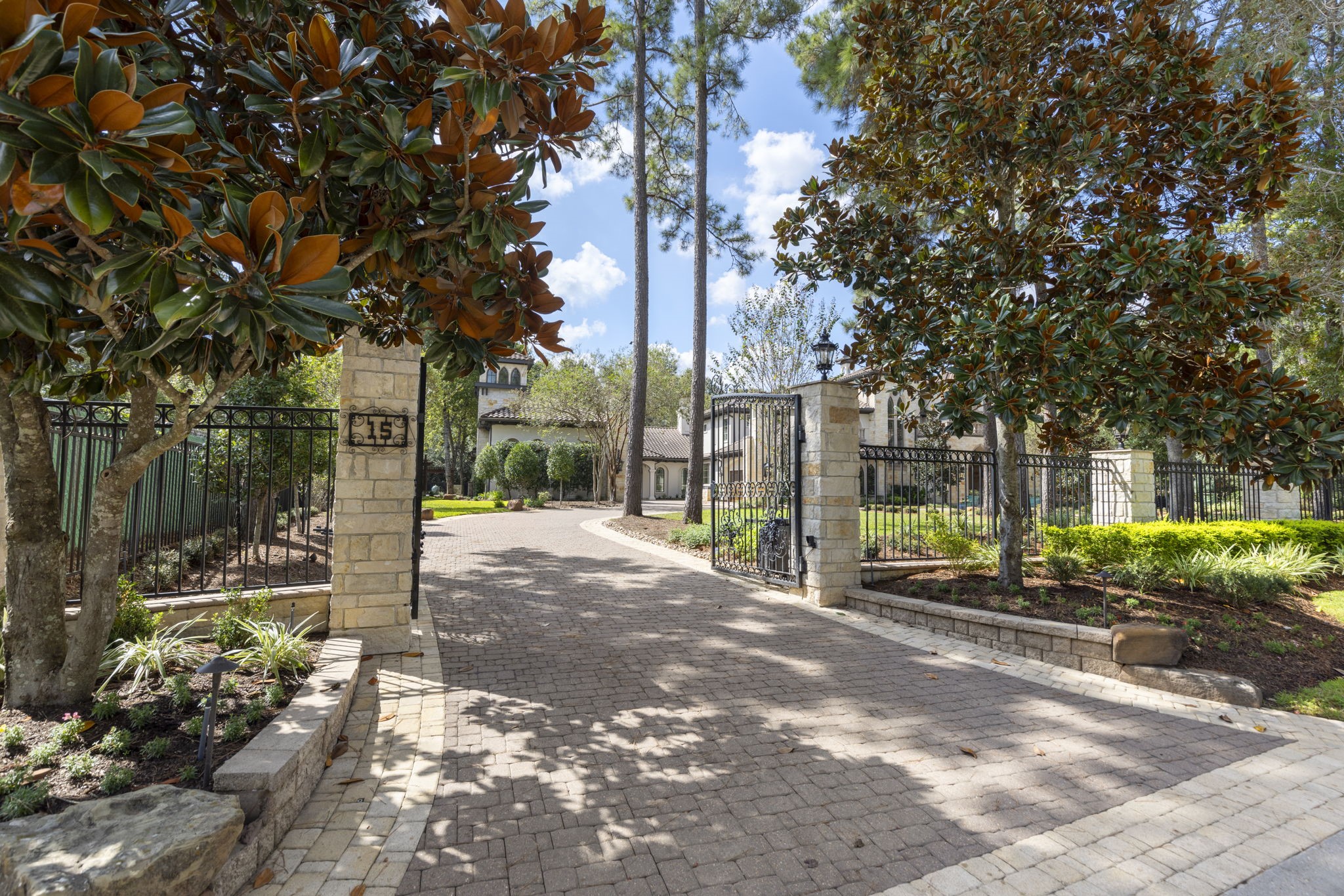 15 Estancia Place, Spring, TX 77389 15 Estancia Place, Spring, TX 77389