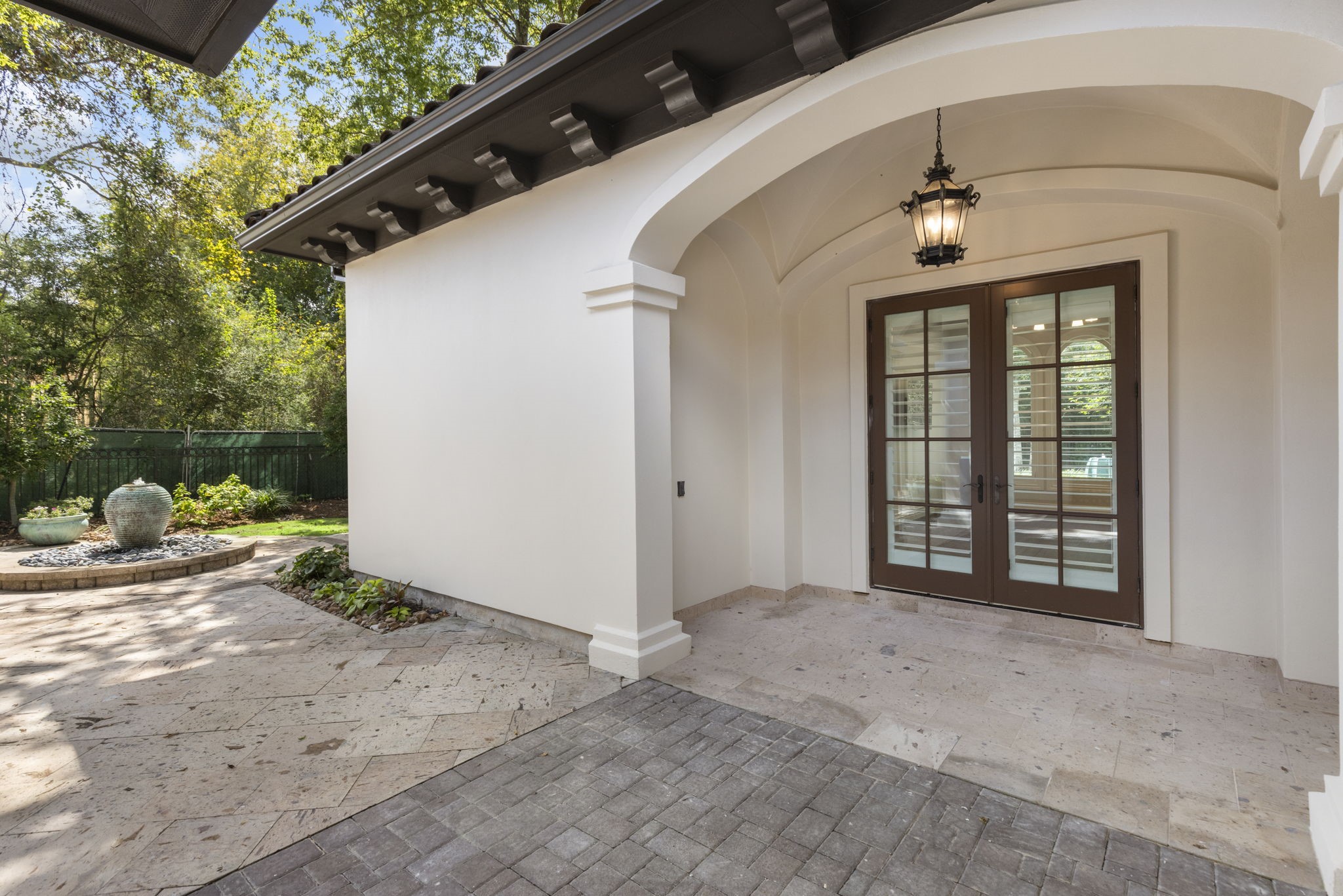 15 Estancia Place, Spring, TX 77389