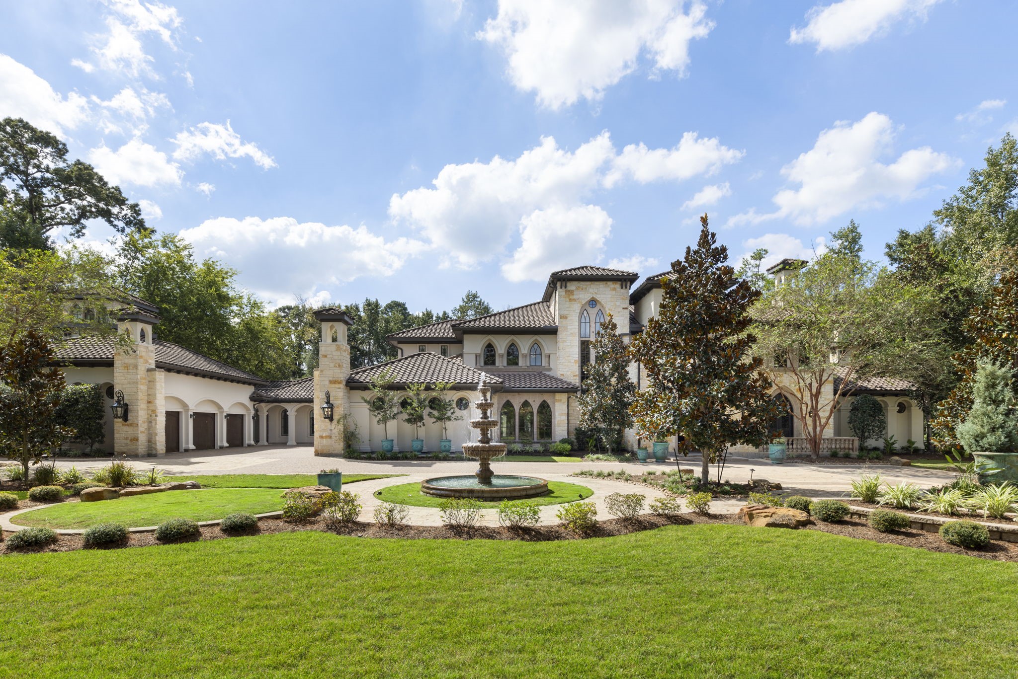 15 Estancia Place, Spring, TX 77389 15 Estancia Place, Spring, TX 77389