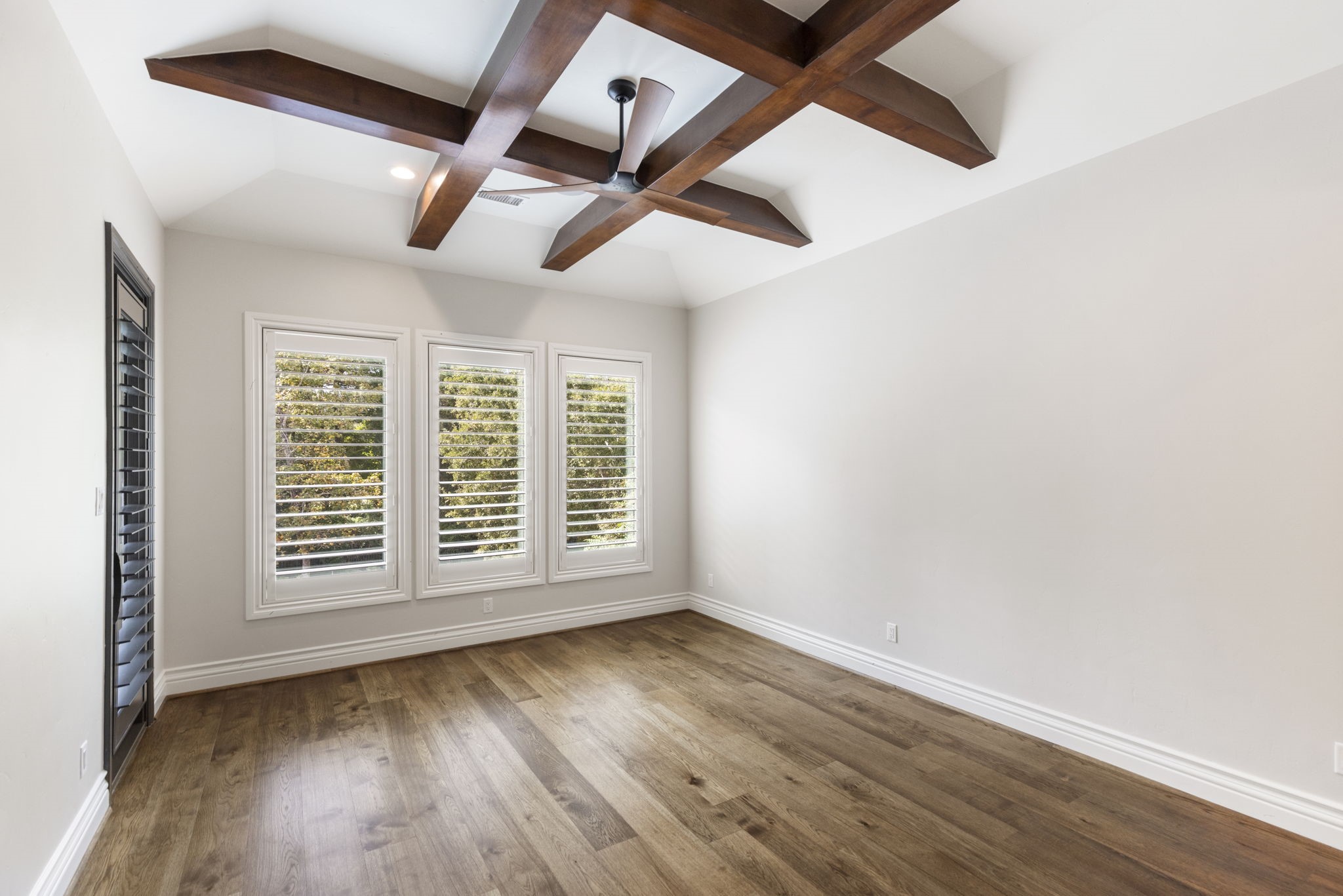 15 Estancia Place, Spring, TX 77389