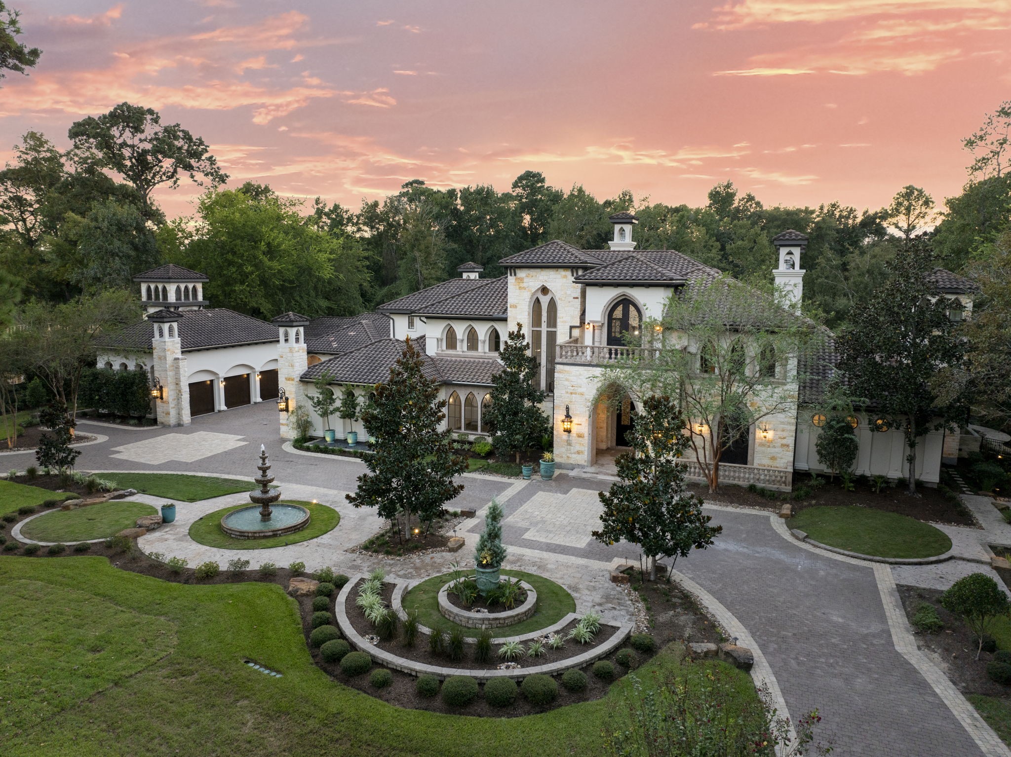 15 Estancia Place, Spring, TX 77389