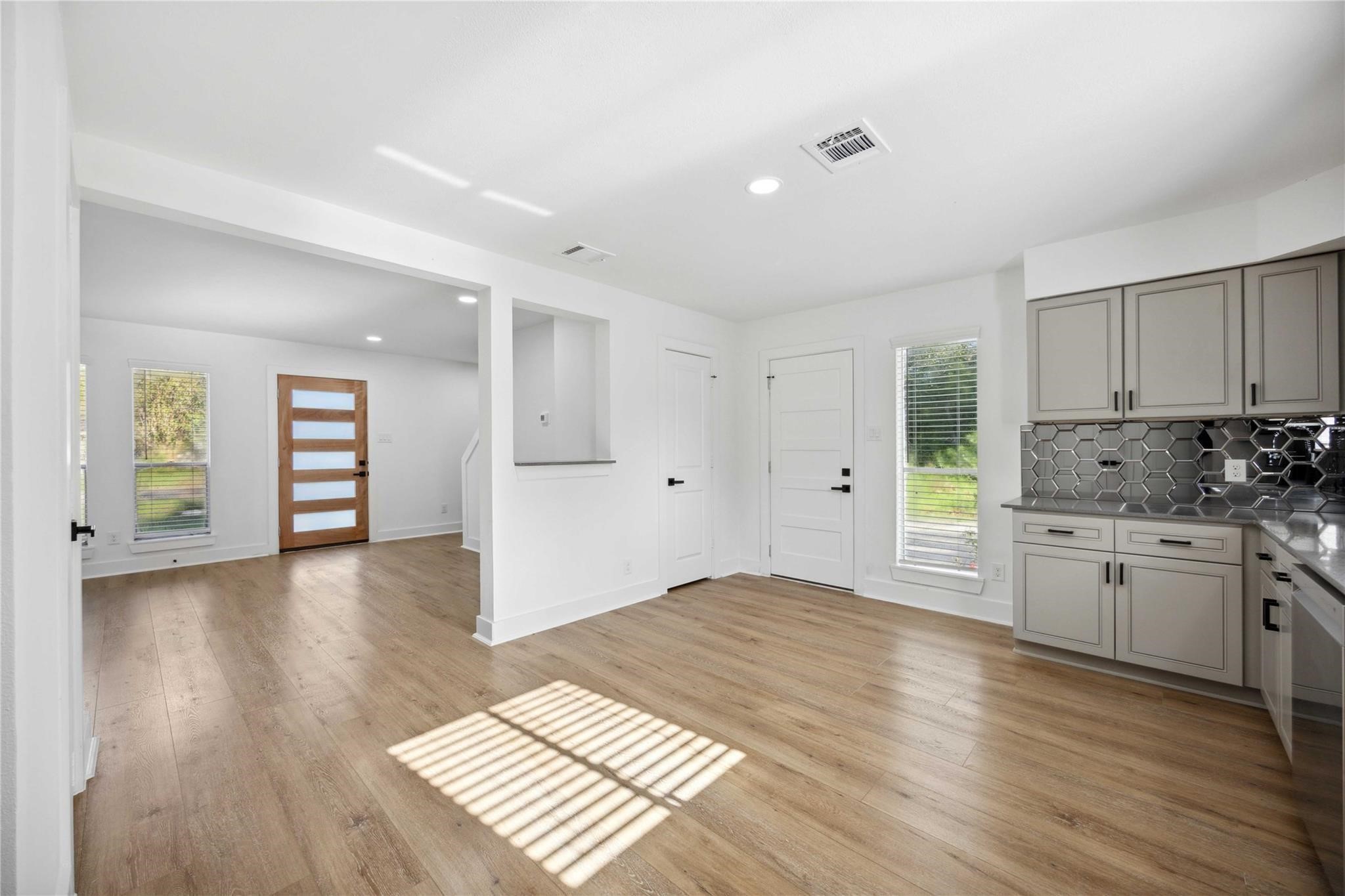 9443 Radio Road, #A-B, Houston, TX 77075 9443 Radio Road, #A-B, Houston, TX 77075