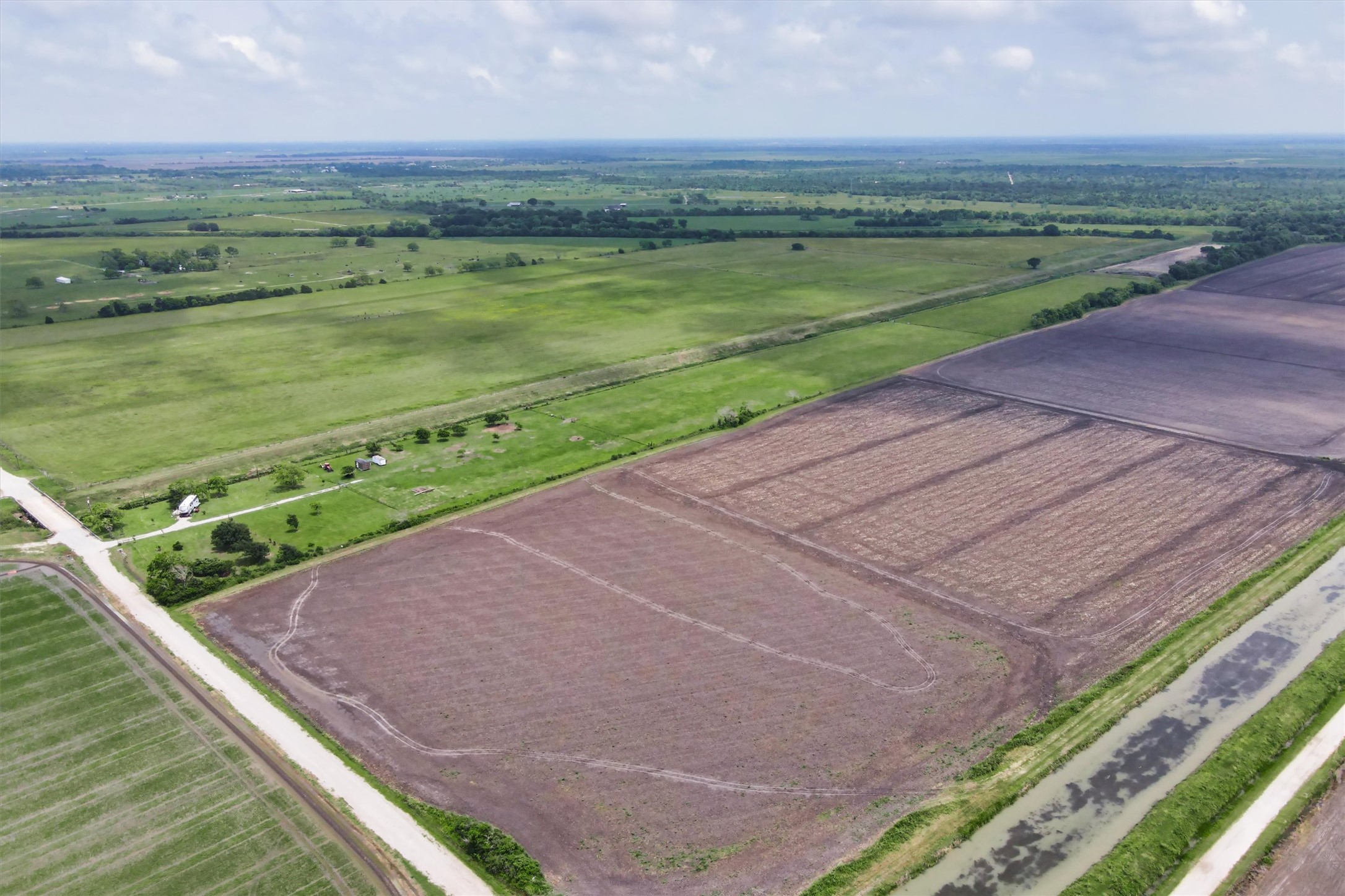 8007 County Road 170, Alvin, TX 77511