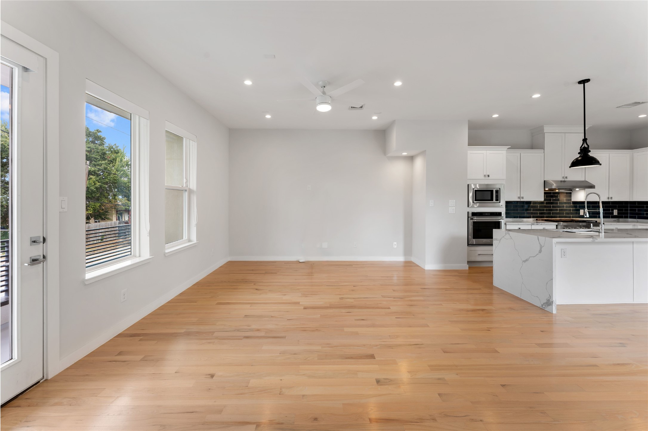 1504 Sabine Street, Houston, TX 77007