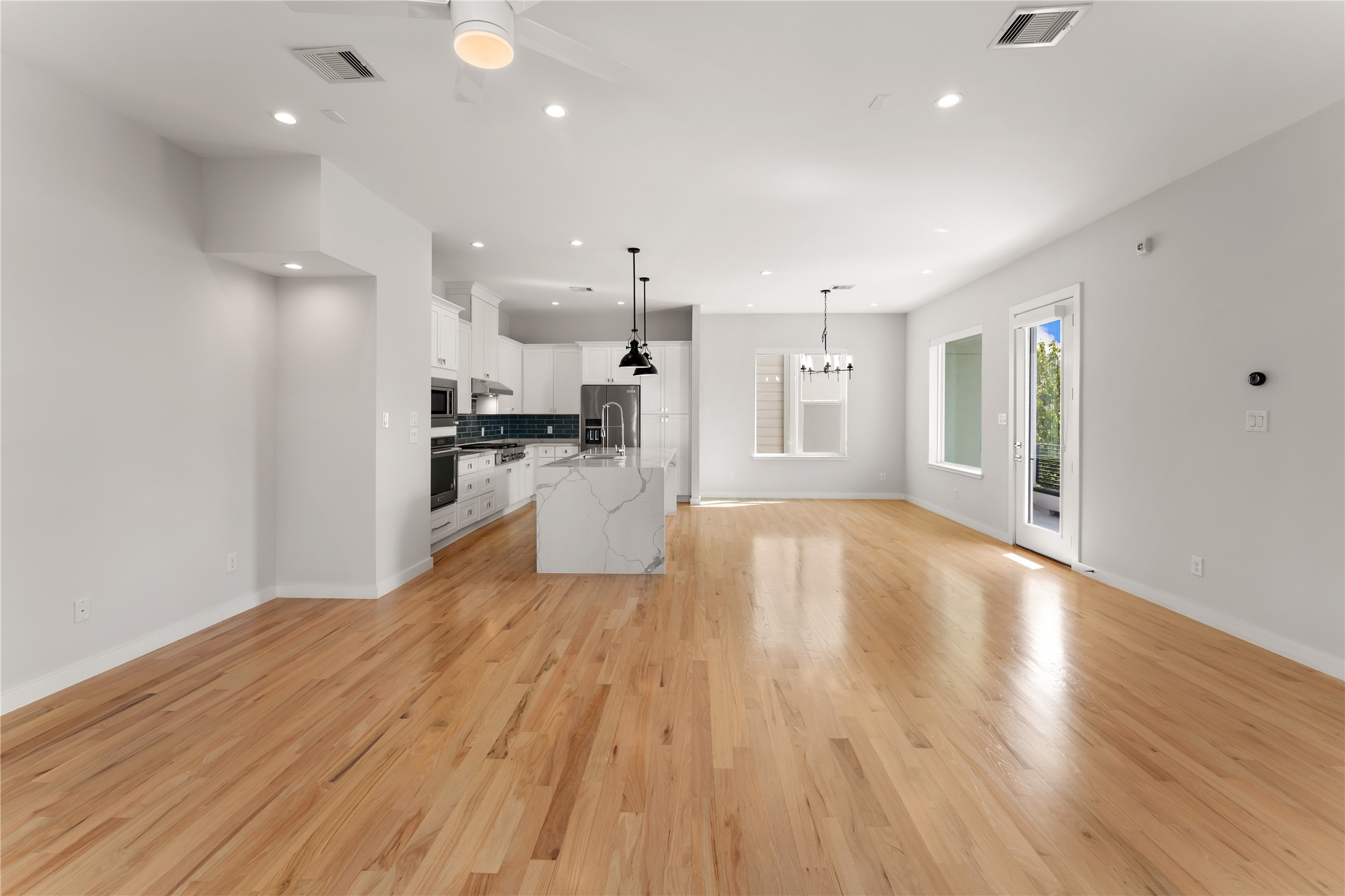 1504 Sabine Street, Houston, TX 77007