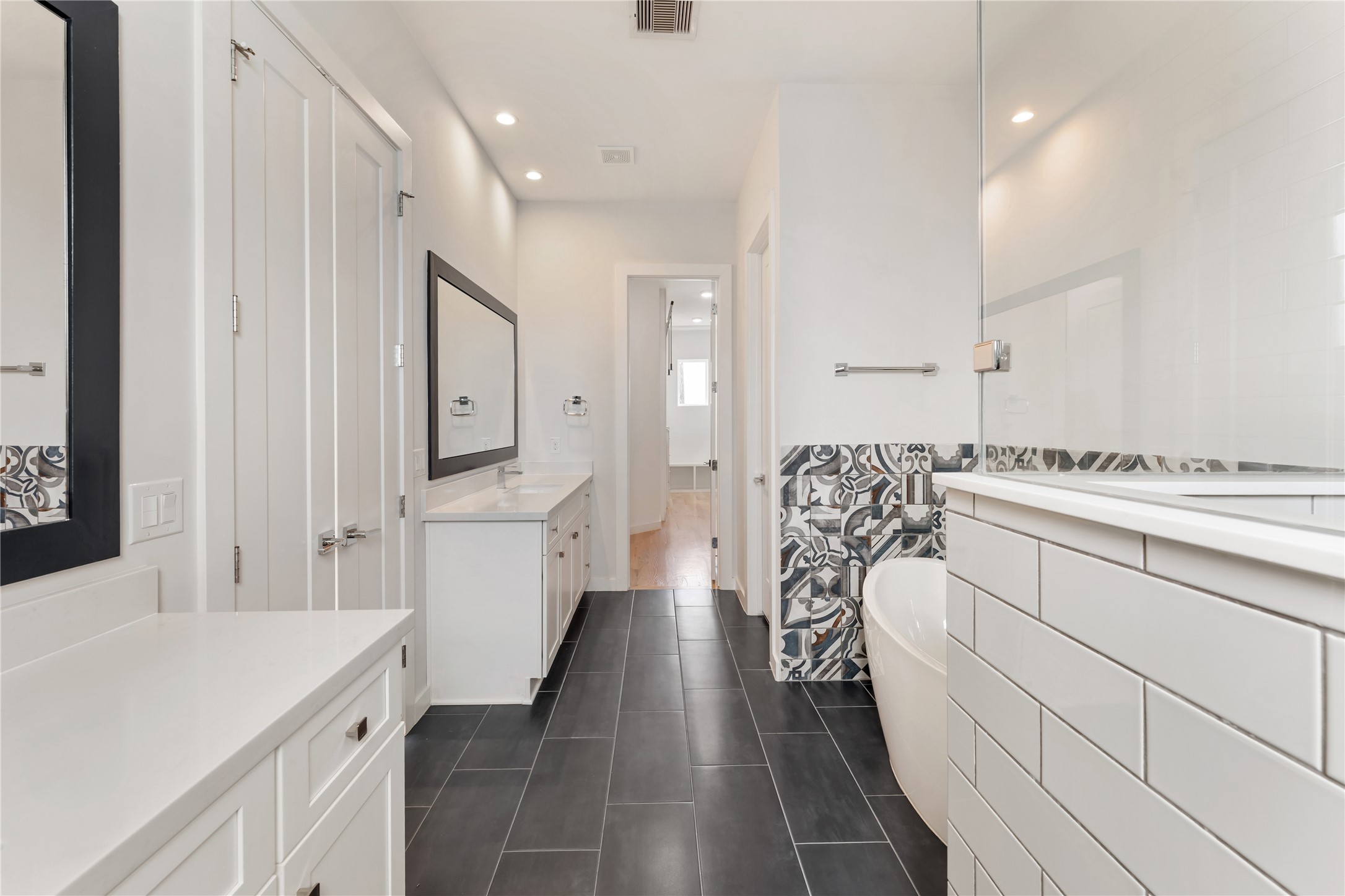 1504 Sabine Street, Houston, TX 77007