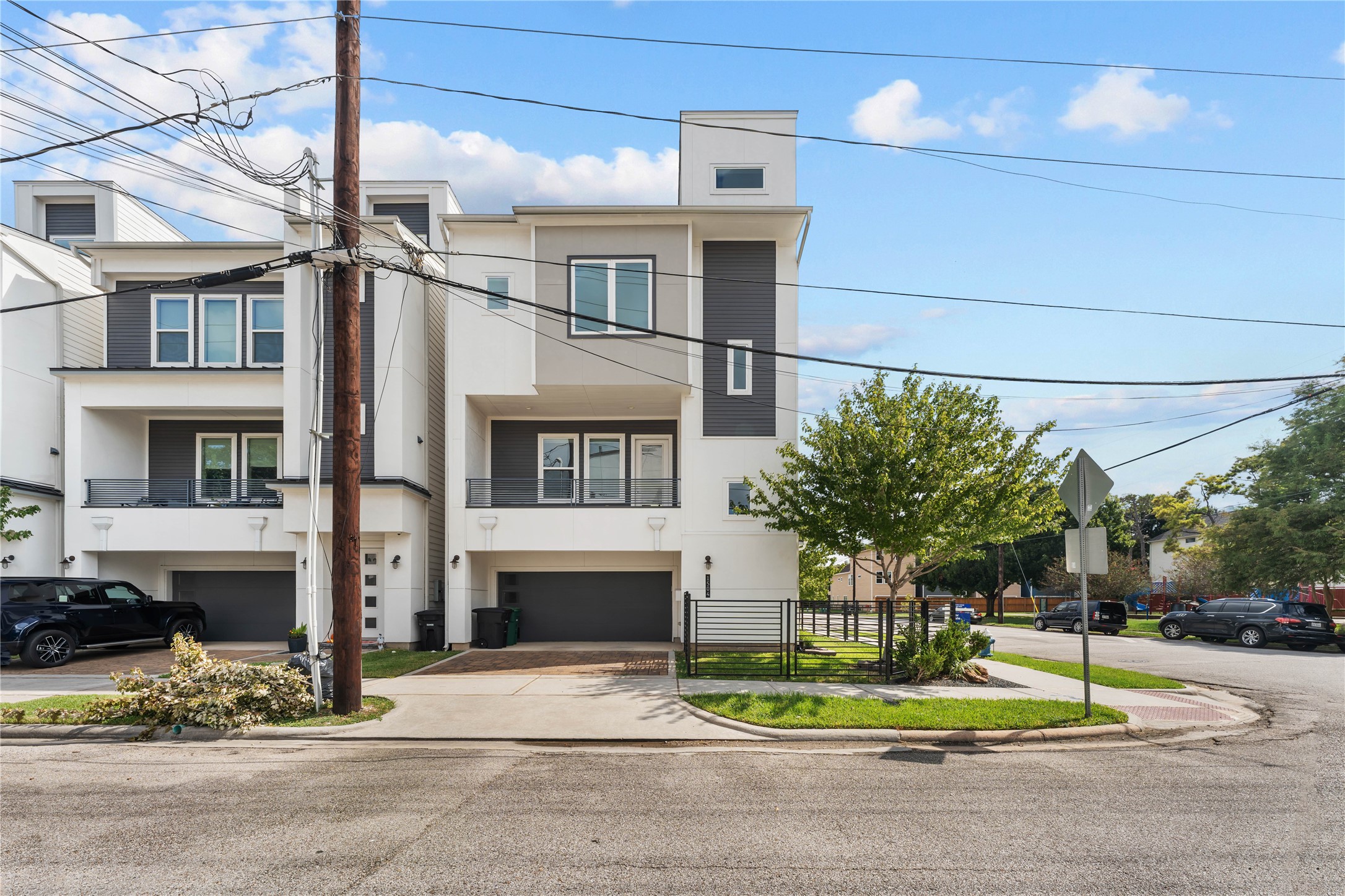 1504 Sabine Street, Houston, TX 77007