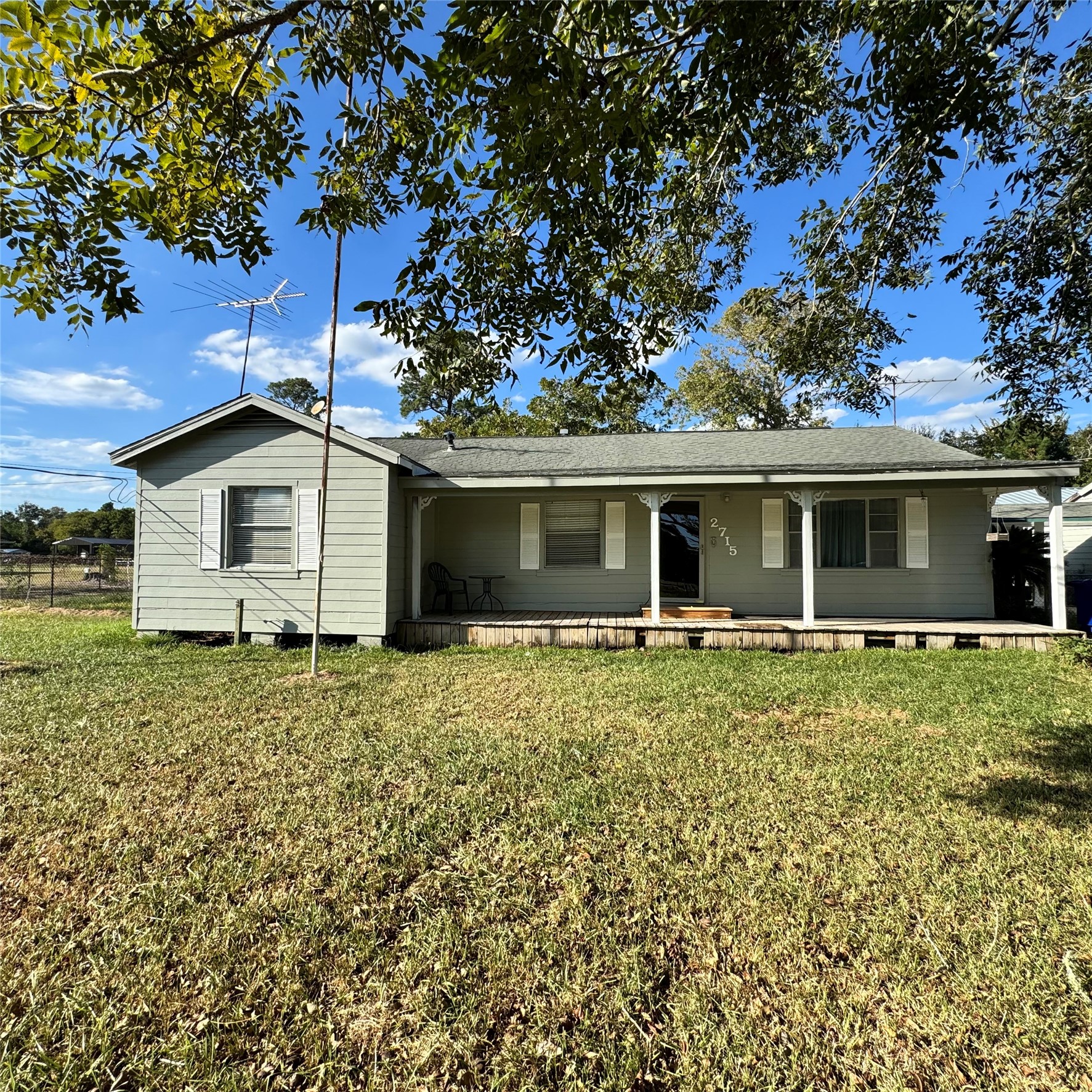 2715 E Cedar Bayou Lynchburg Road, Baytown, TX 77521 2715 E Cedar Bayou Lynchburg Road, Baytown, TX 77521
