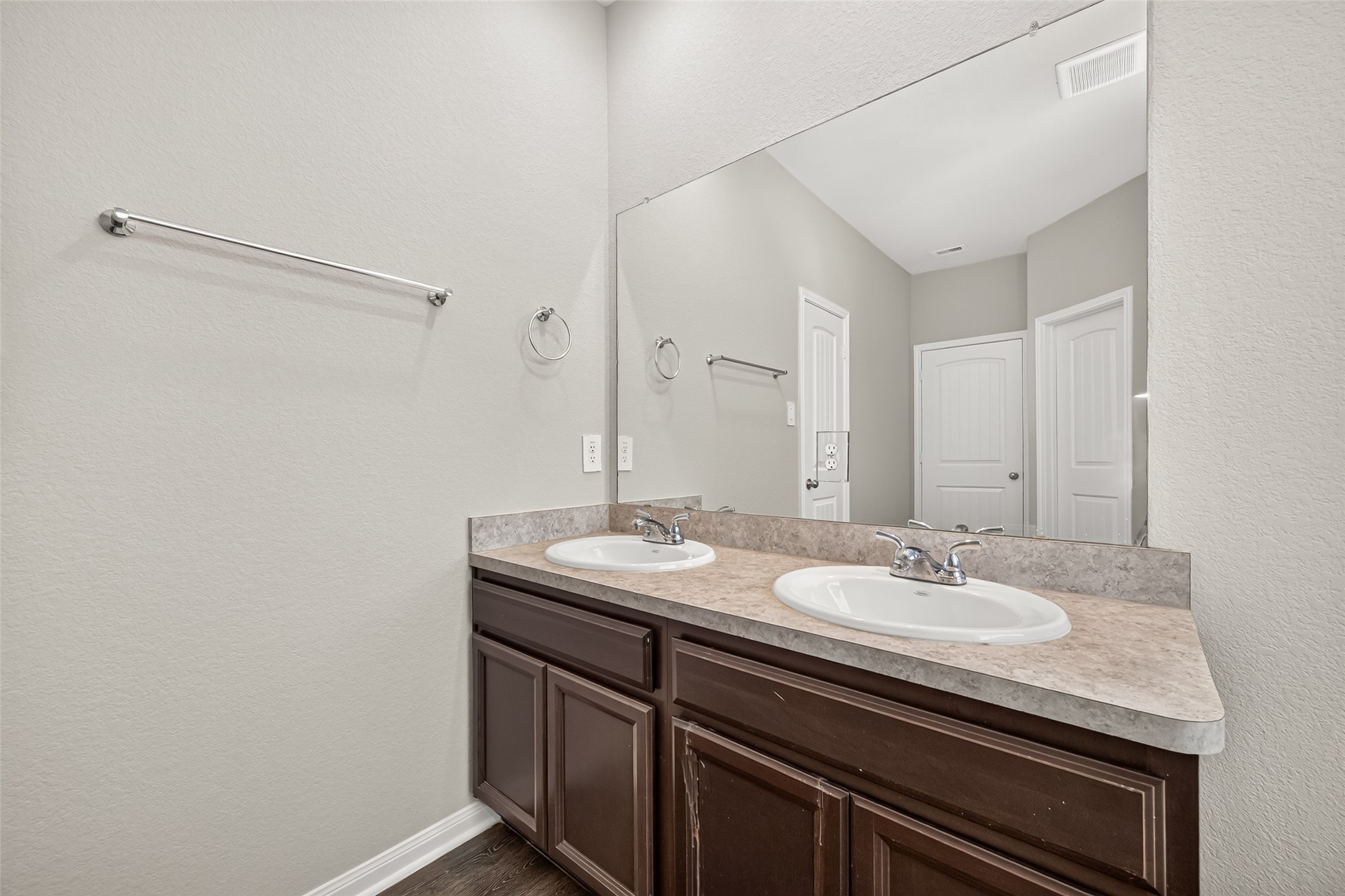16605 Merry Pines Drive, Conroe, TX 77302