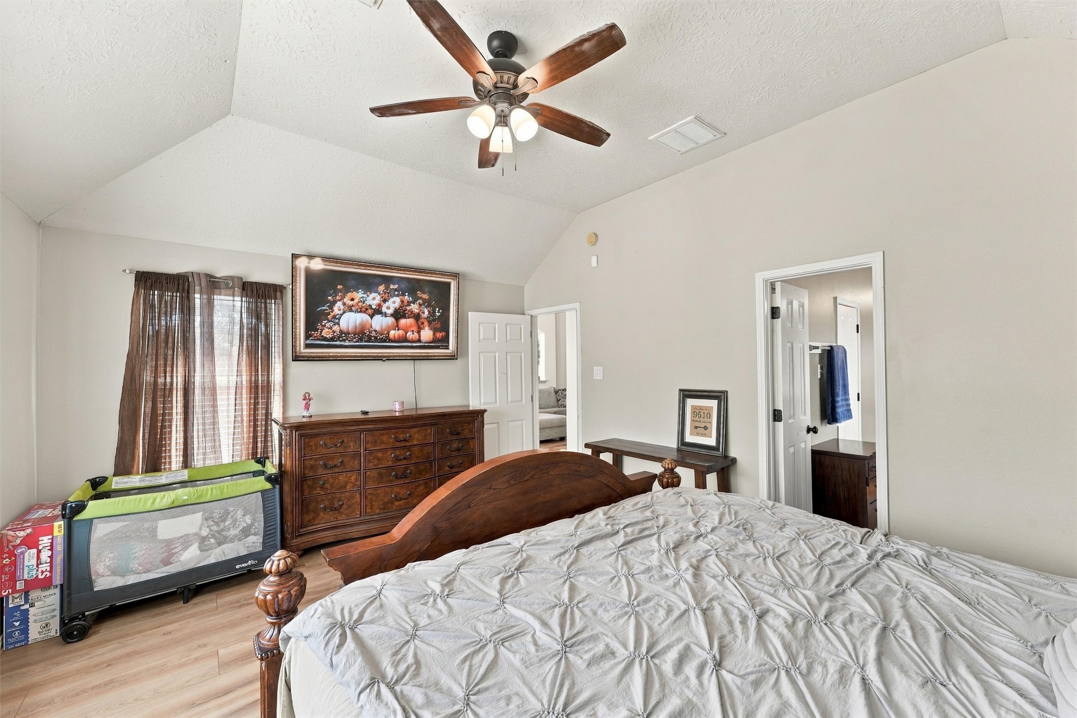 9510 Paintbrush Ledge Lane, Pearland, TX 77089