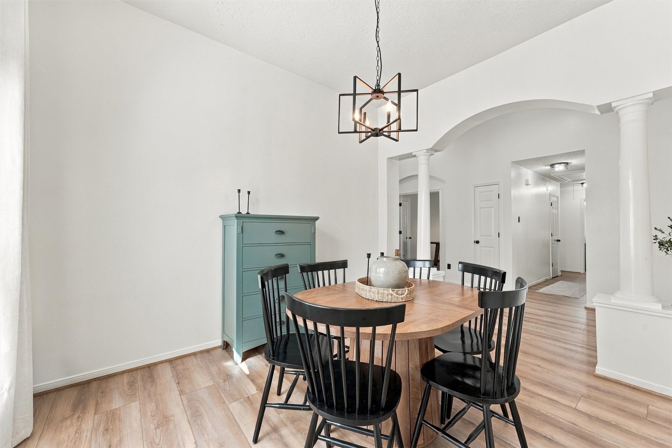 9510 Paintbrush Ledge Lane, Pearland, TX 77089