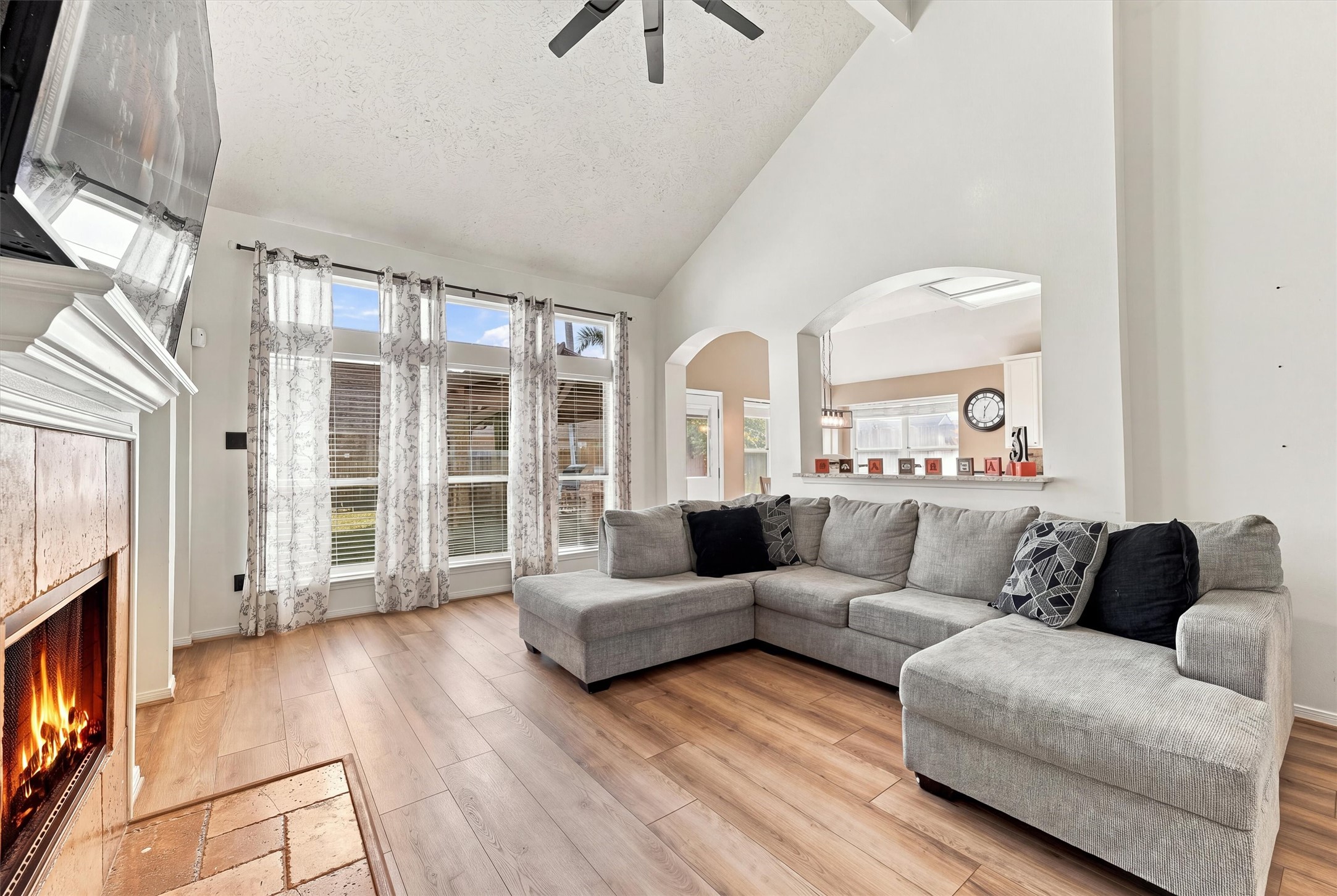 9510 Paintbrush Ledge Lane, Pearland, TX 77089