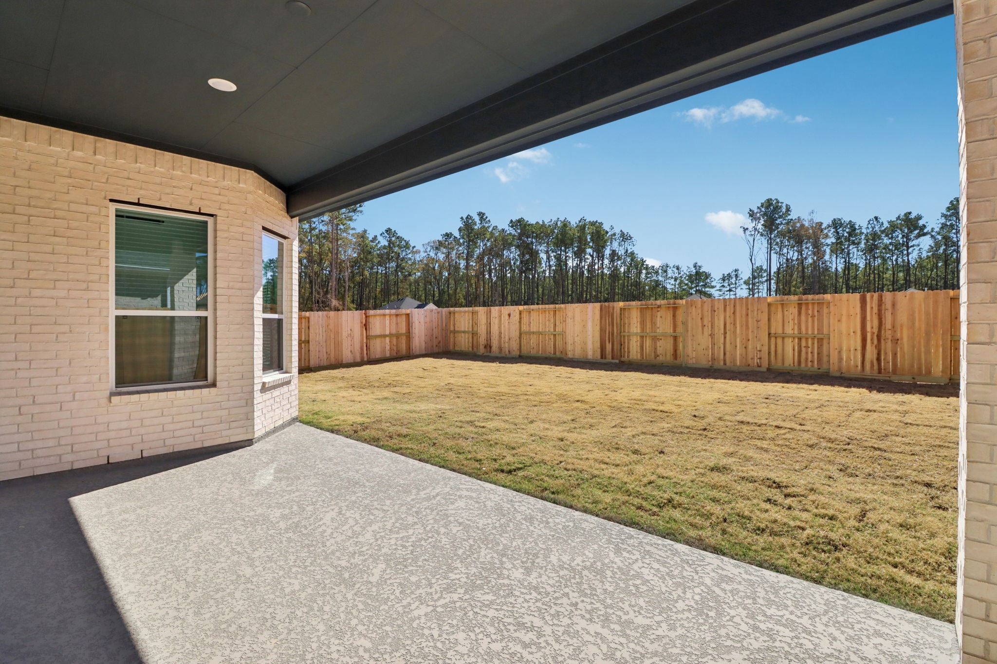 9742 Roaring River Falls Lane, Porter, TX 77365
