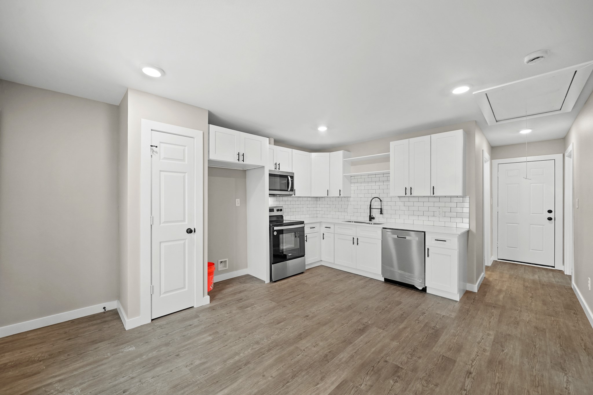 1644 County Road 180, #2, Alvin, TX 77511