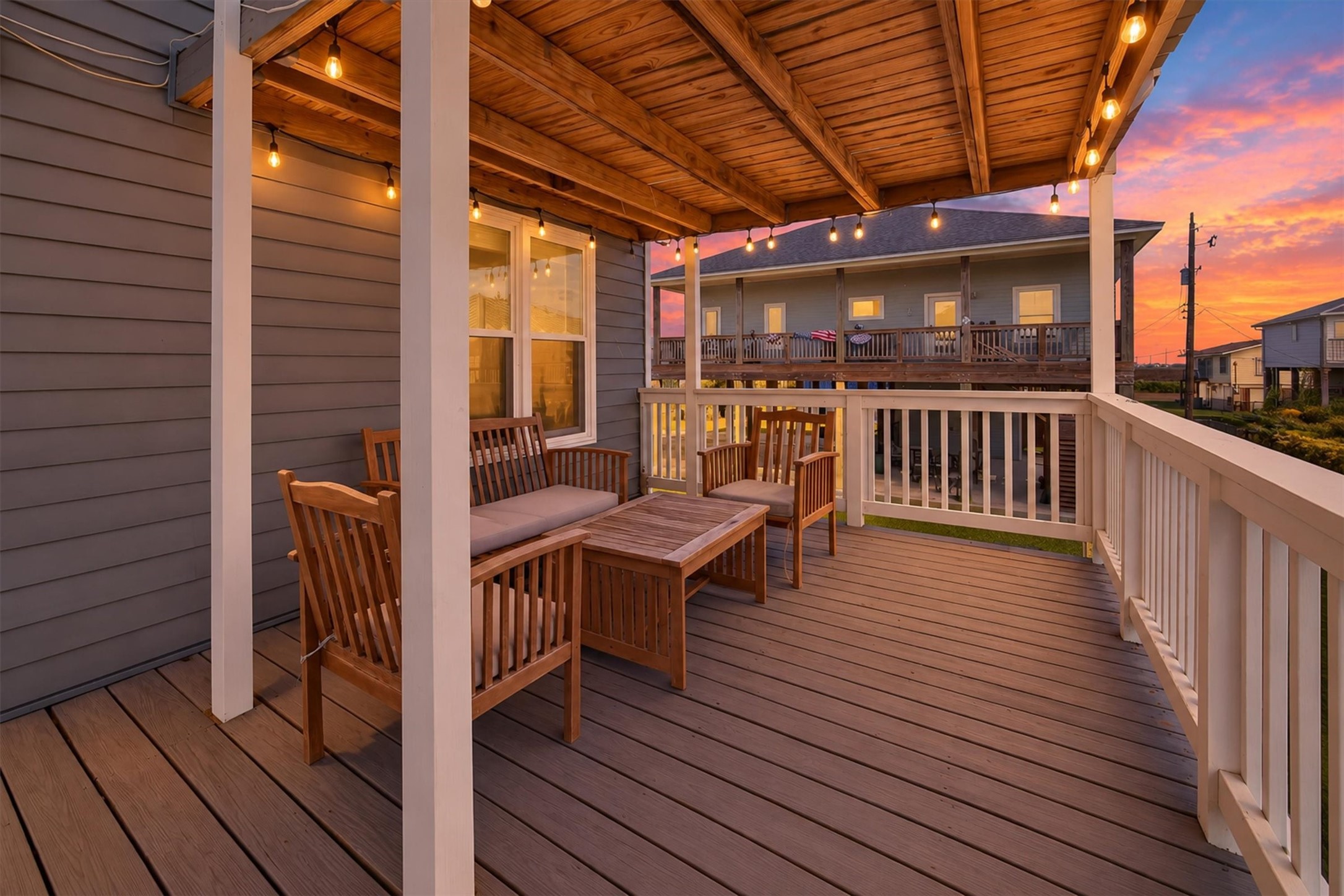 16515 John Davis Road, Jamaica Beach, TX 77554
