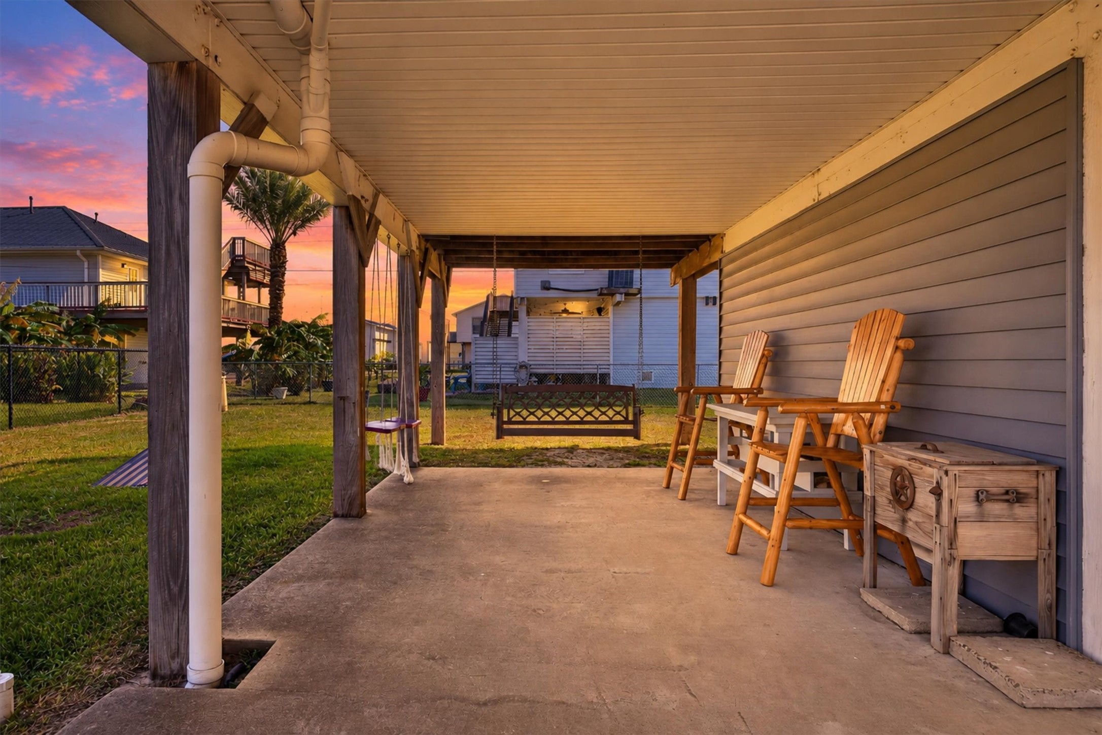 16515 John Davis Road, Jamaica Beach, TX 77554