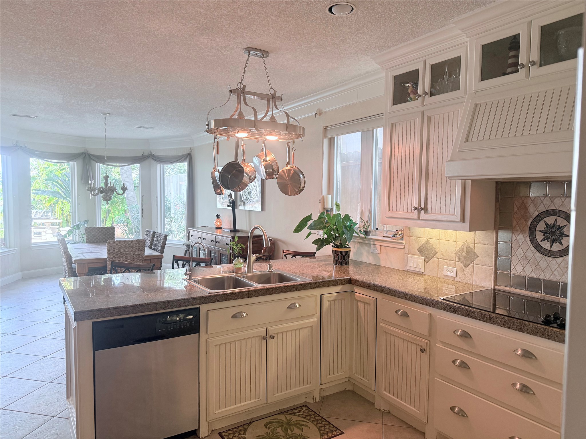 Light and bright kitchen.