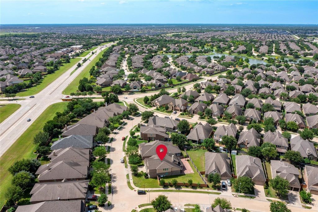 10827 Naburn Gate, Richmond, TX 77407