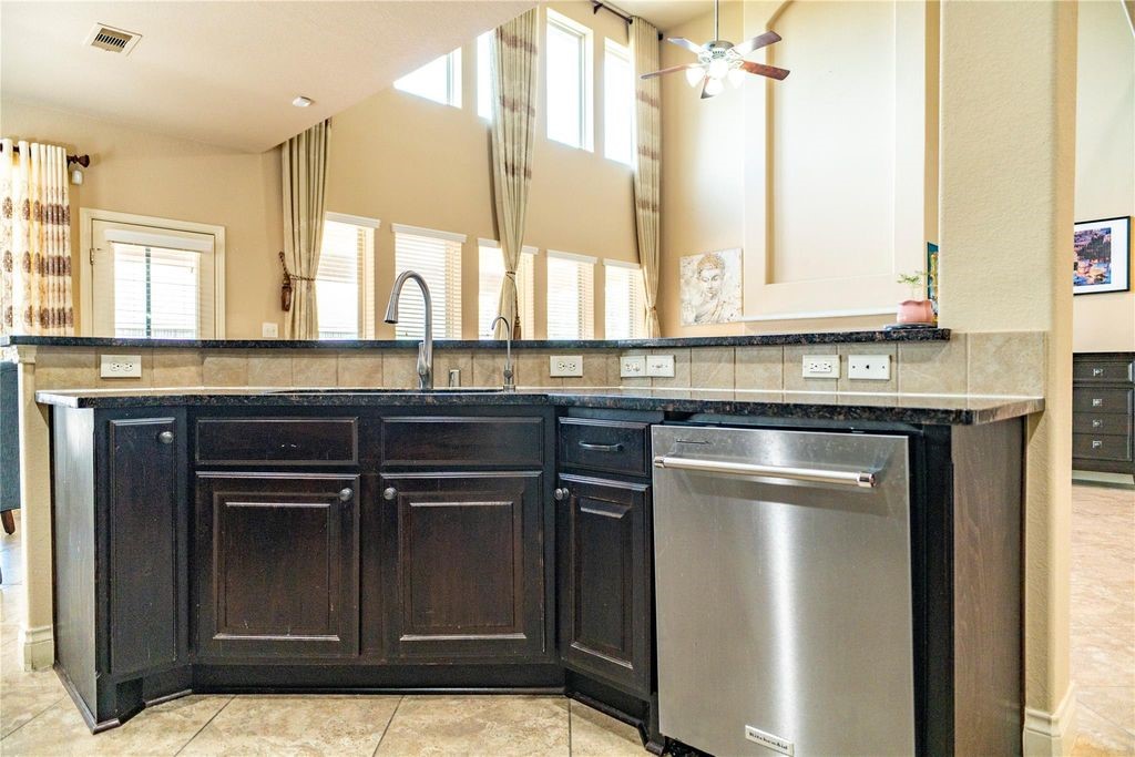 10827 Naburn Gate, Richmond, TX 77407