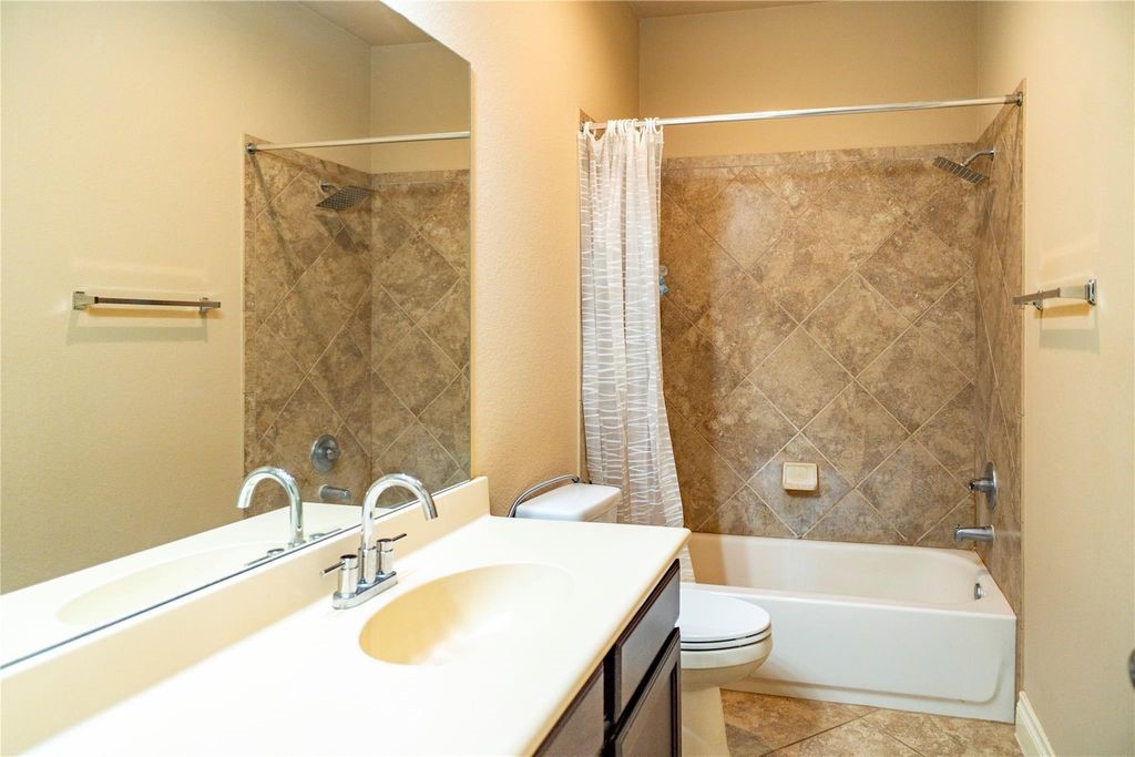 10827 Naburn Gate, Richmond, TX 77407