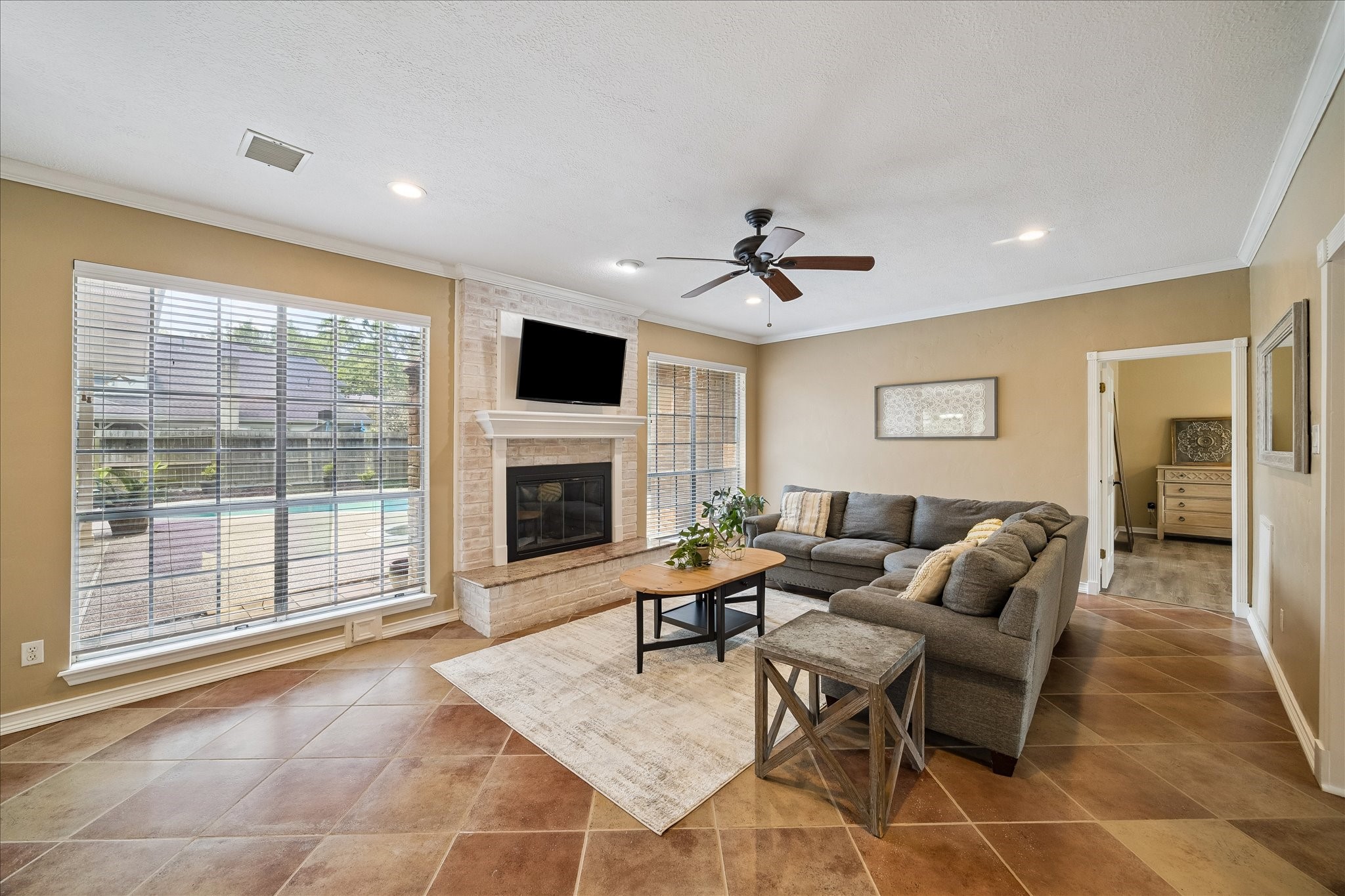 2919 Forest Garden Drive, Kingwood, TX 77345