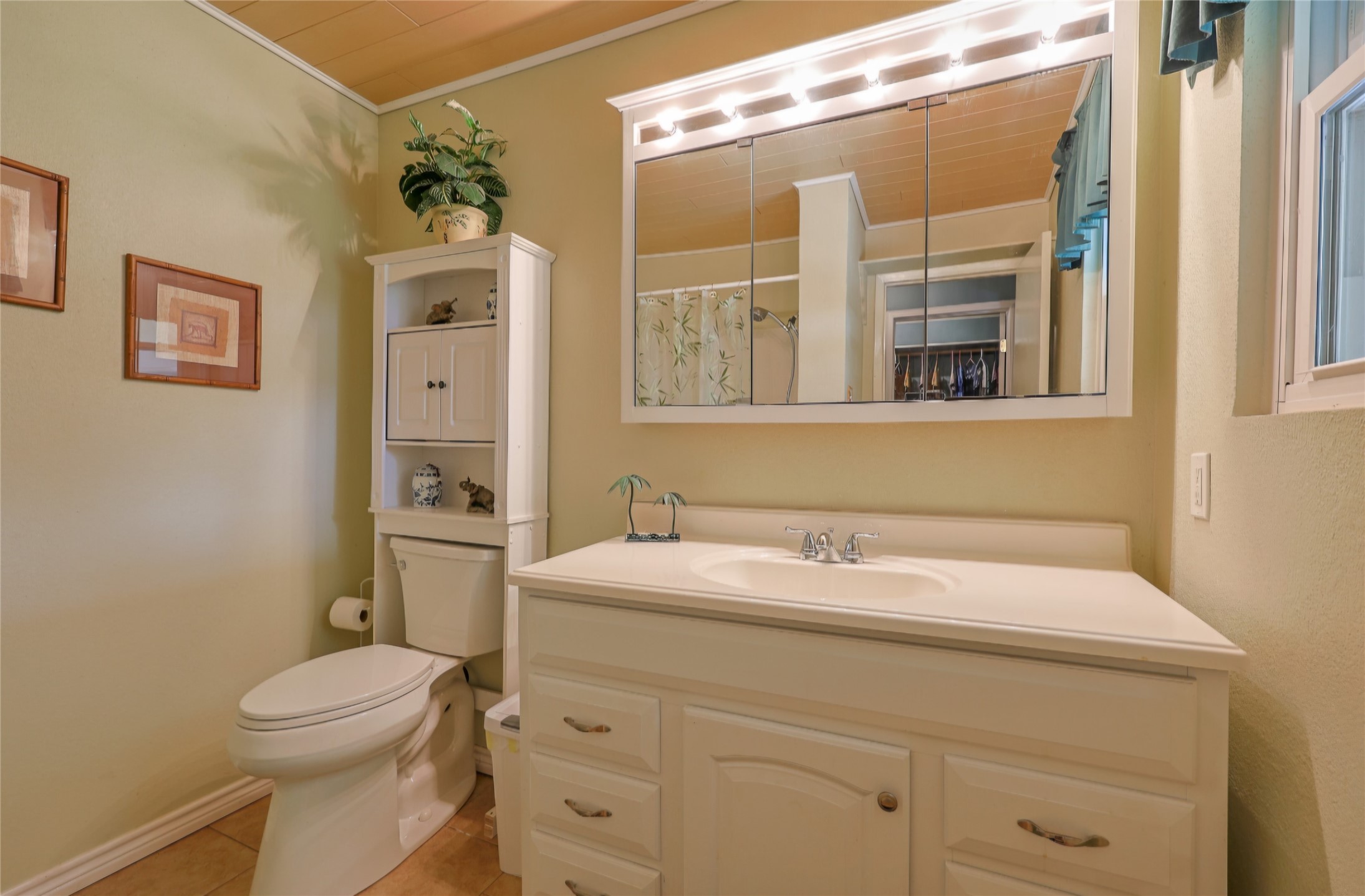 4110 Sherri Lane, Crosby, TX 77532