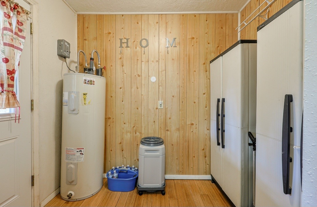 Mud room/Pantry at back entry