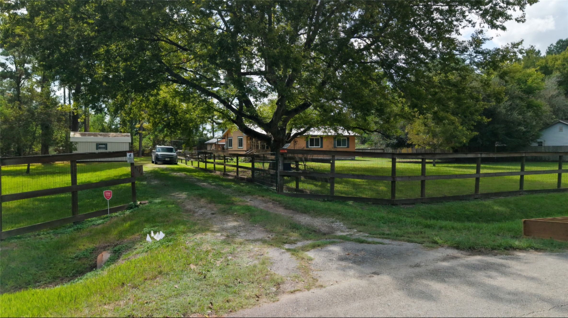 Gated Access Drive to property Gated Access Drive to property