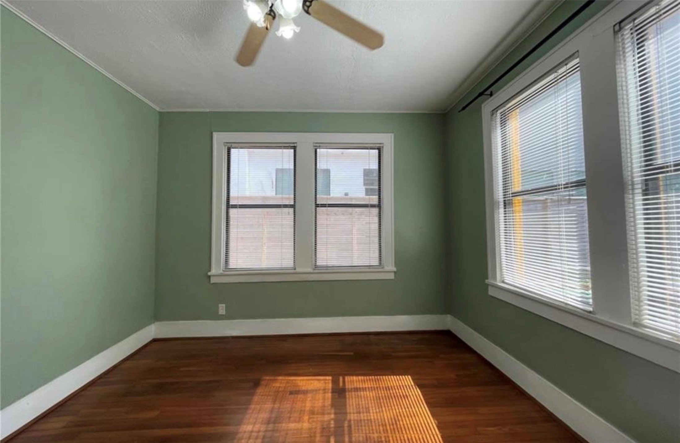 2406 Brun Street, Houston, TX 77019
