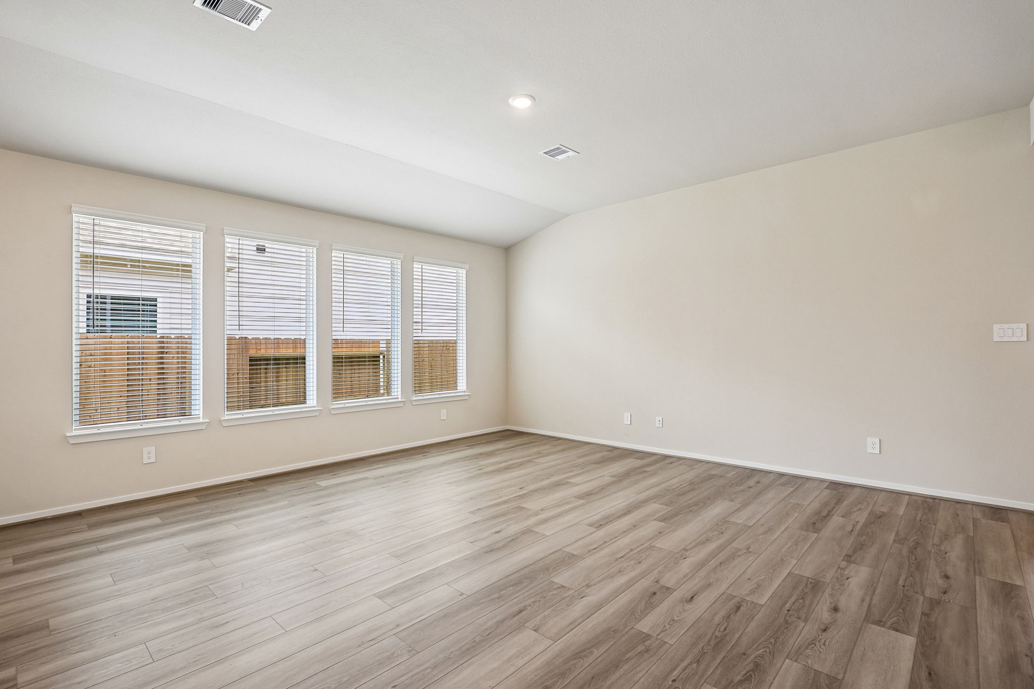 31030 De La Guerra Street, Huffman, TX 77336