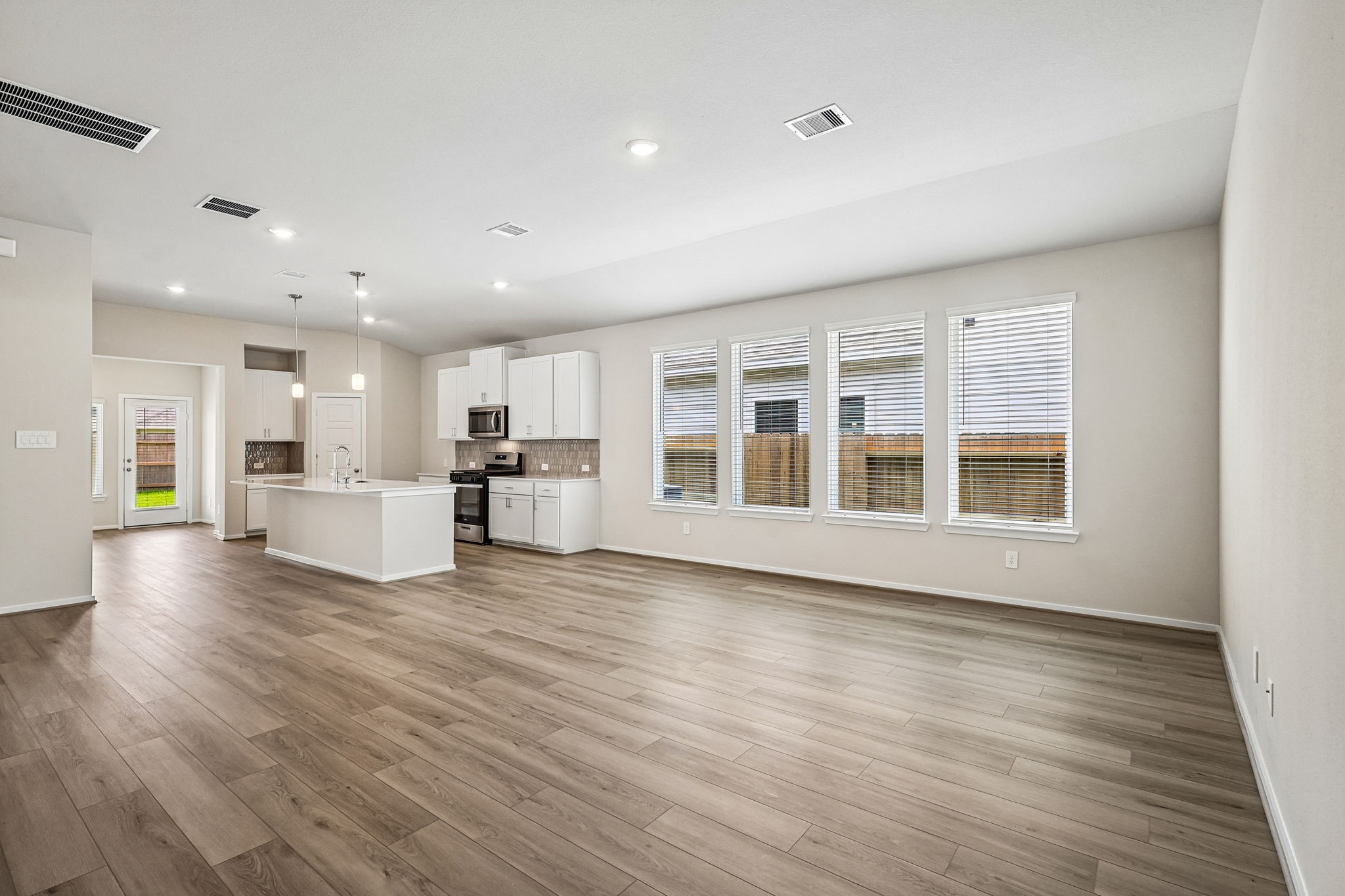 31030 De La Guerra Street, Huffman, TX 77336