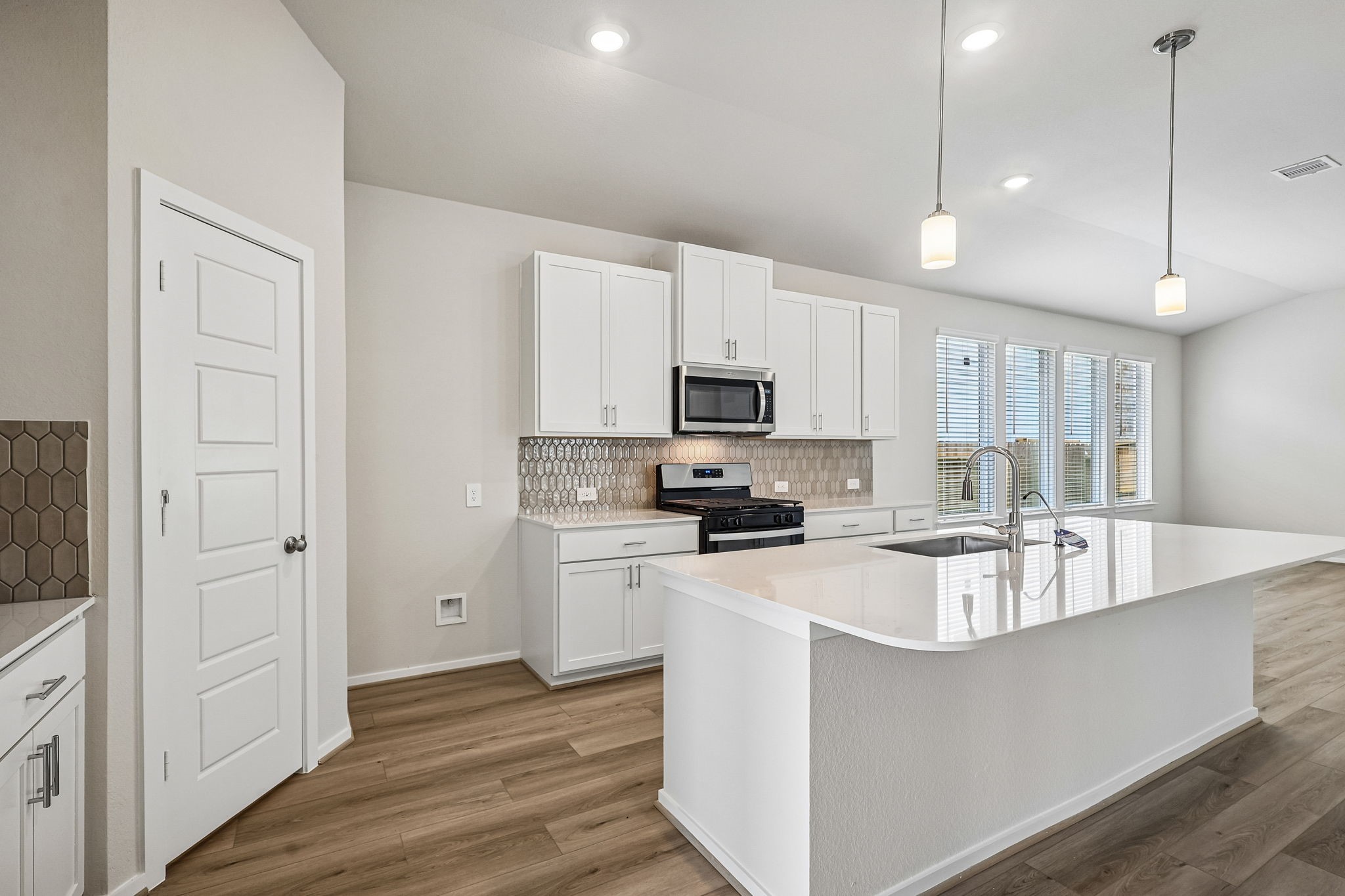 31030 De La Guerra Street, Huffman, TX 77336