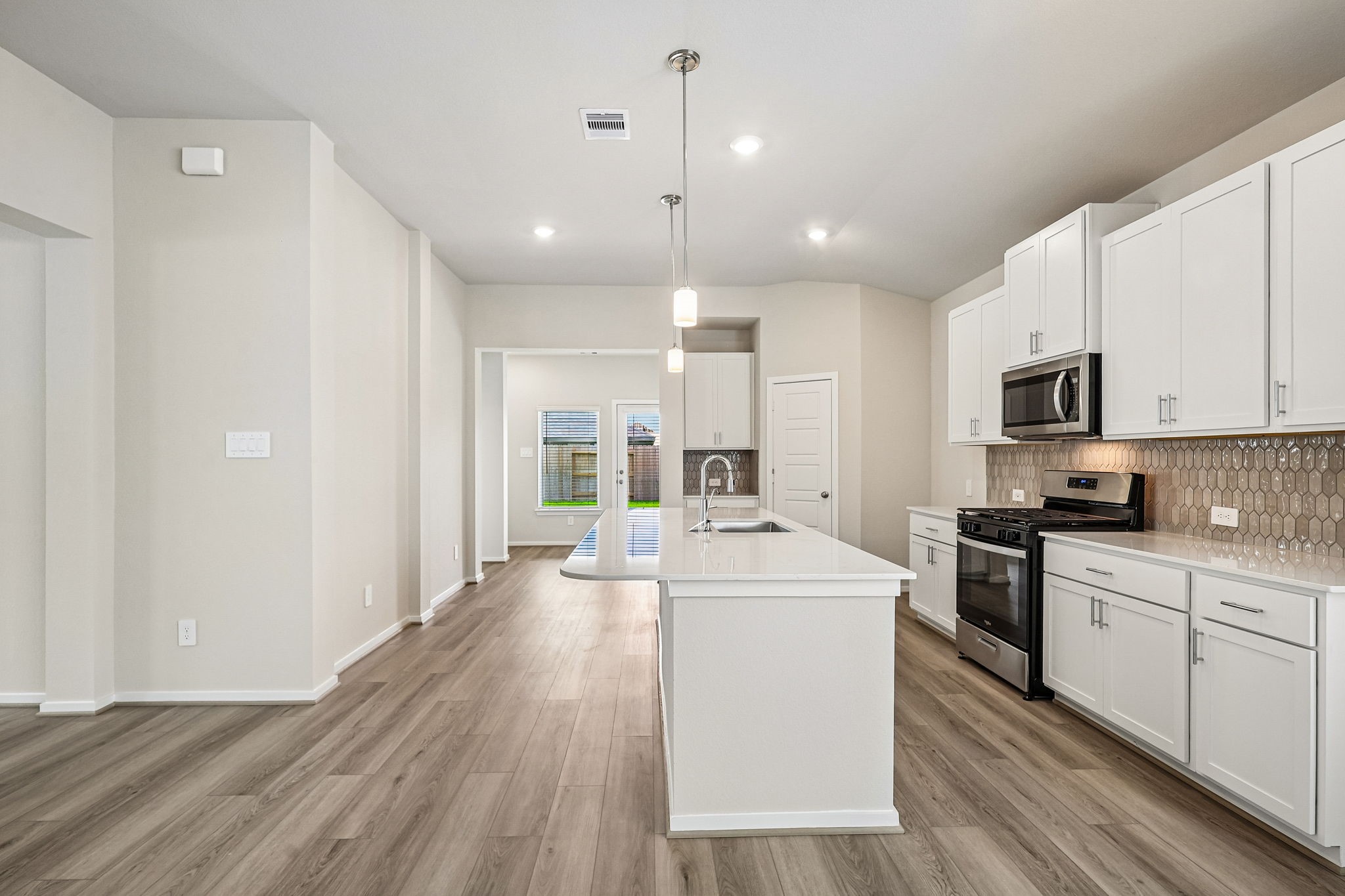 31030 De La Guerra Street, Huffman, TX 77336