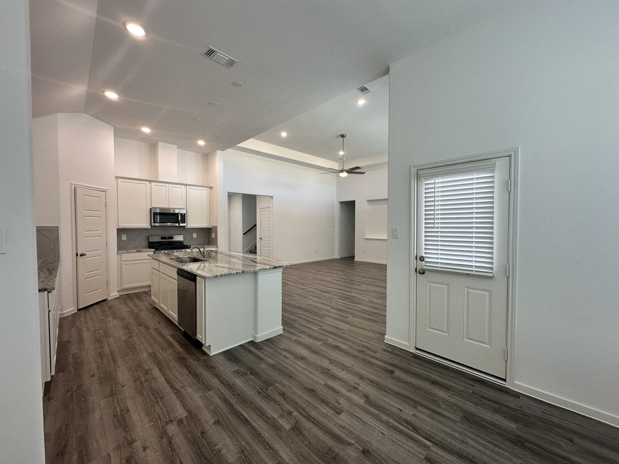 2506 Caspian Creek Lane, Iowa Colony, TX 77583 2506 Caspian Creek Lane, Iowa Colony, TX 77583