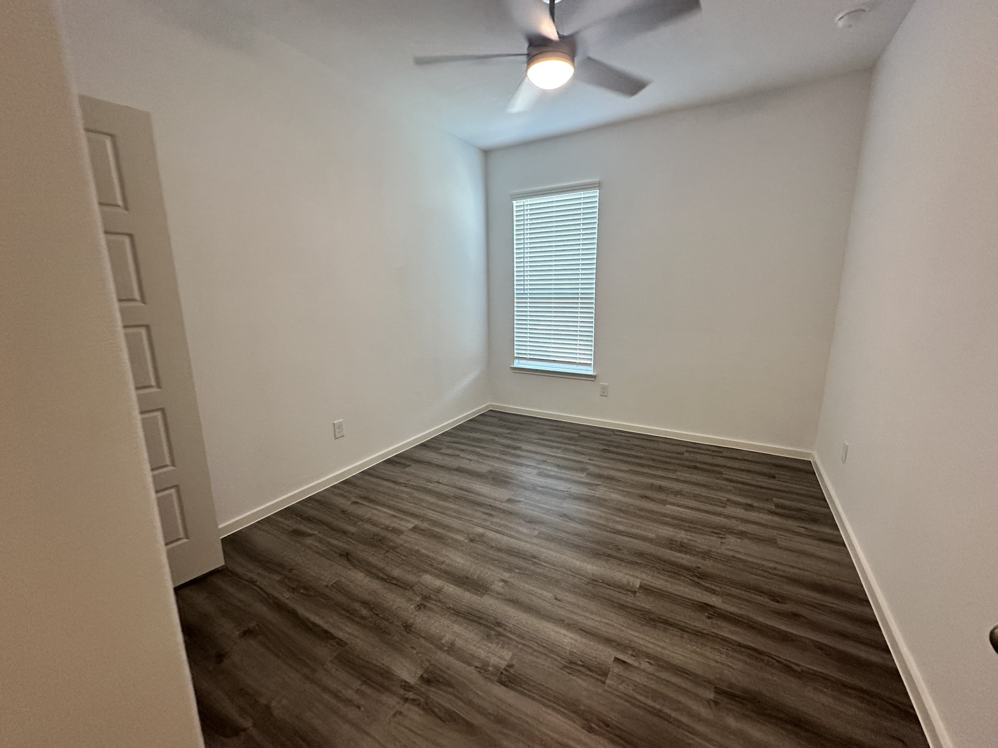 2506 Caspian Creek Lane, Iowa Colony, TX 77583