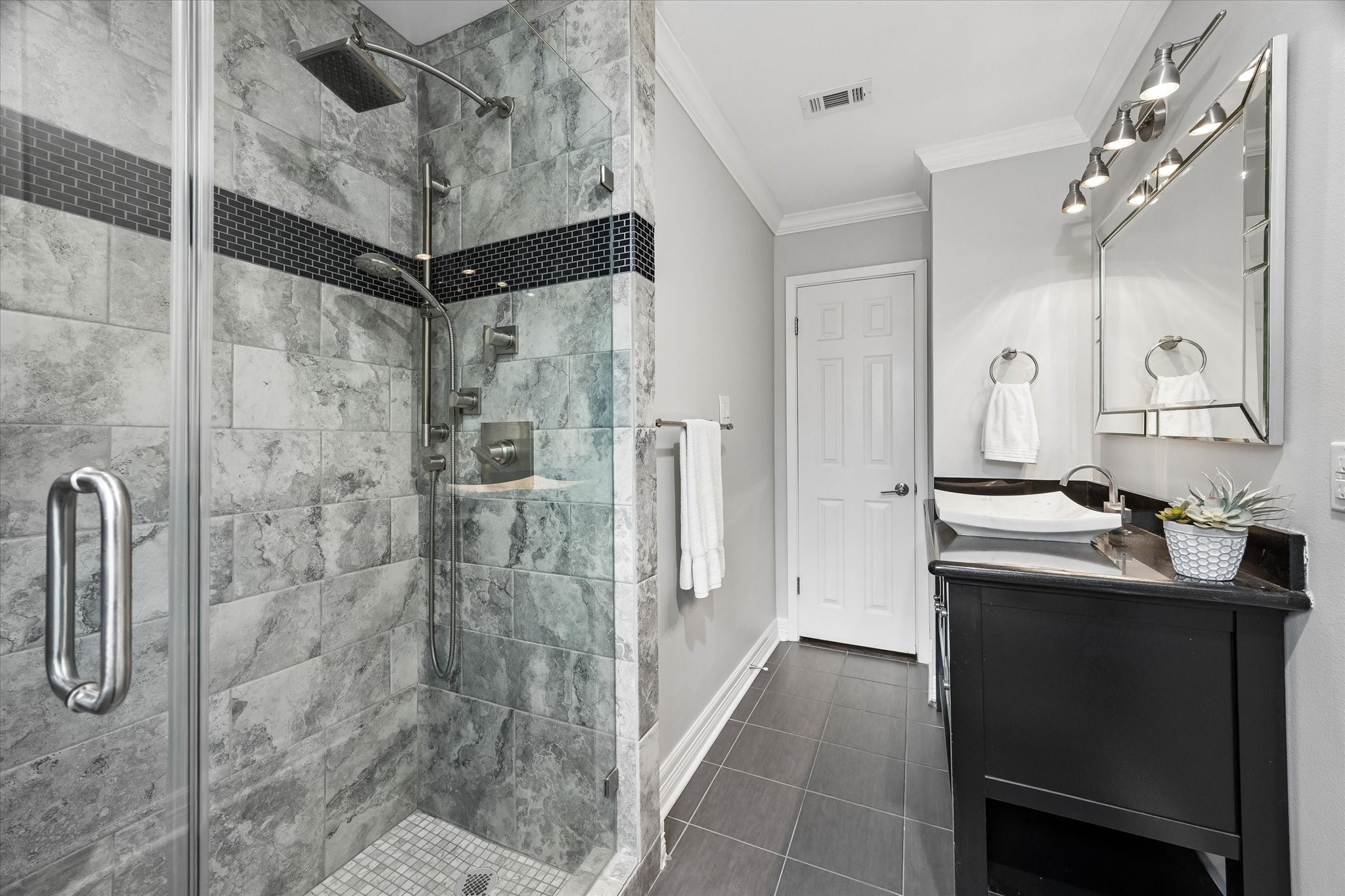 2444 Brookmere Drive, Houston, TX 77008