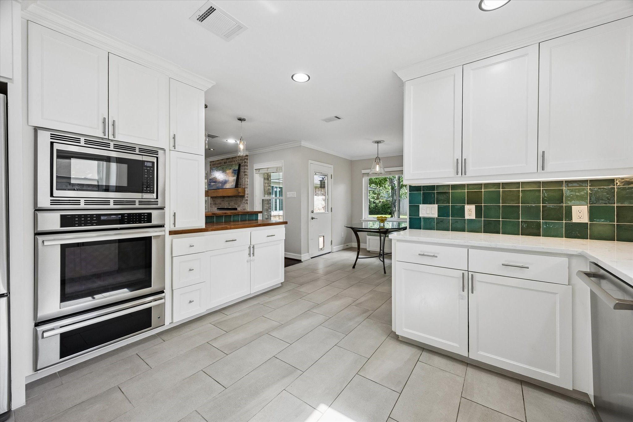2444 Brookmere Drive, Houston, TX 77008