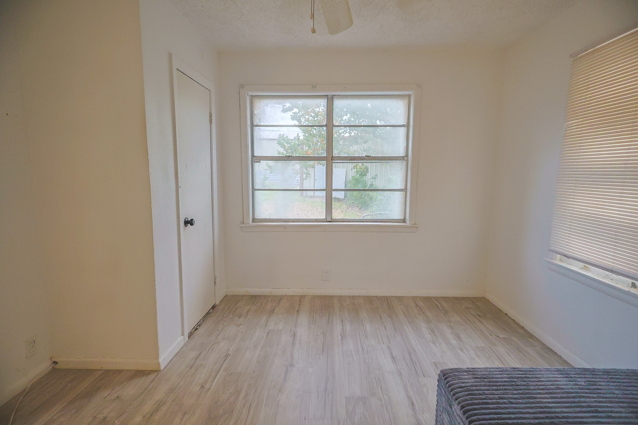11915 County Road 458, Angleton, TX 77515