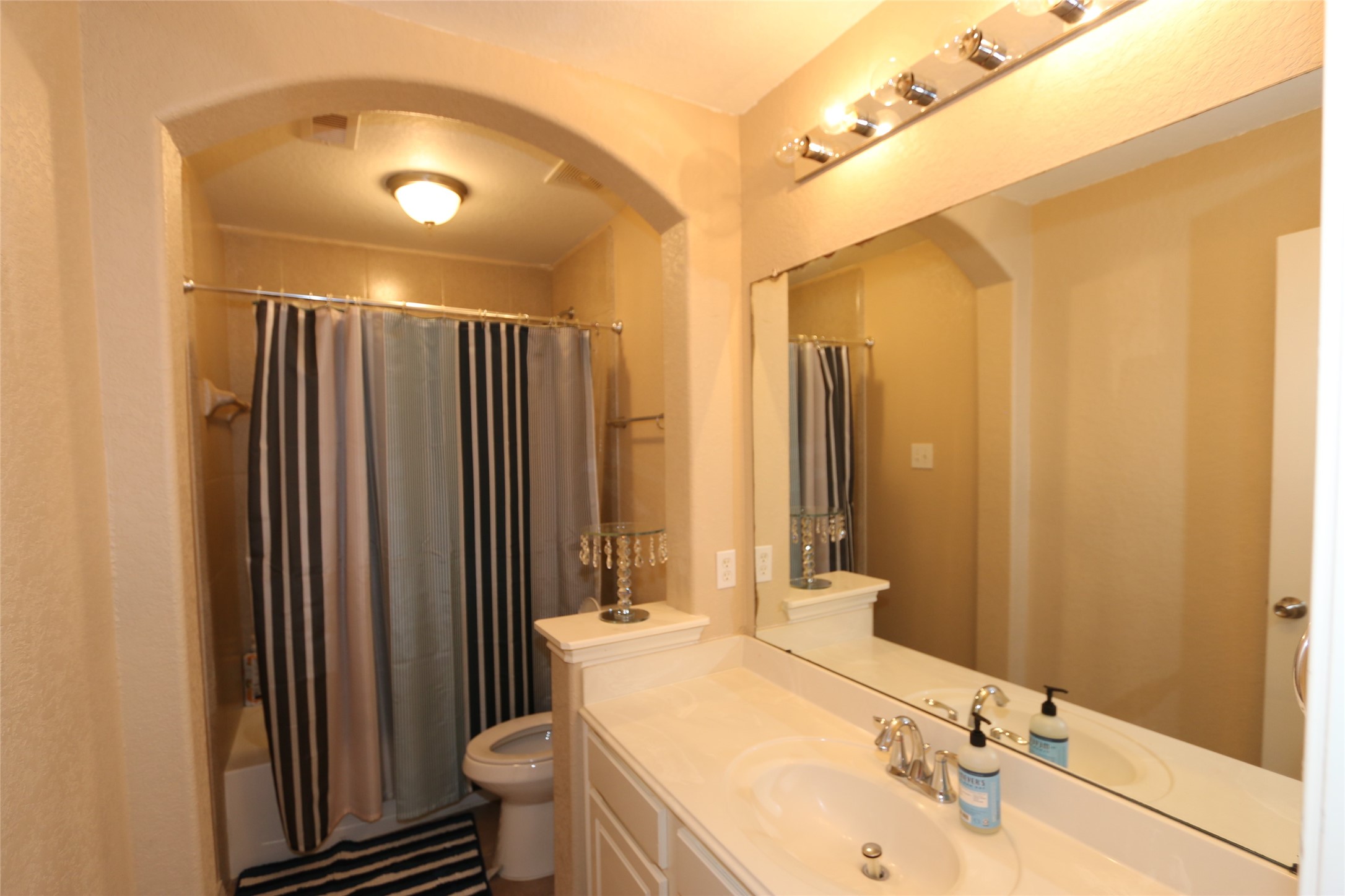 25614 Canyon Sands Lane, Richmond, TX 77406