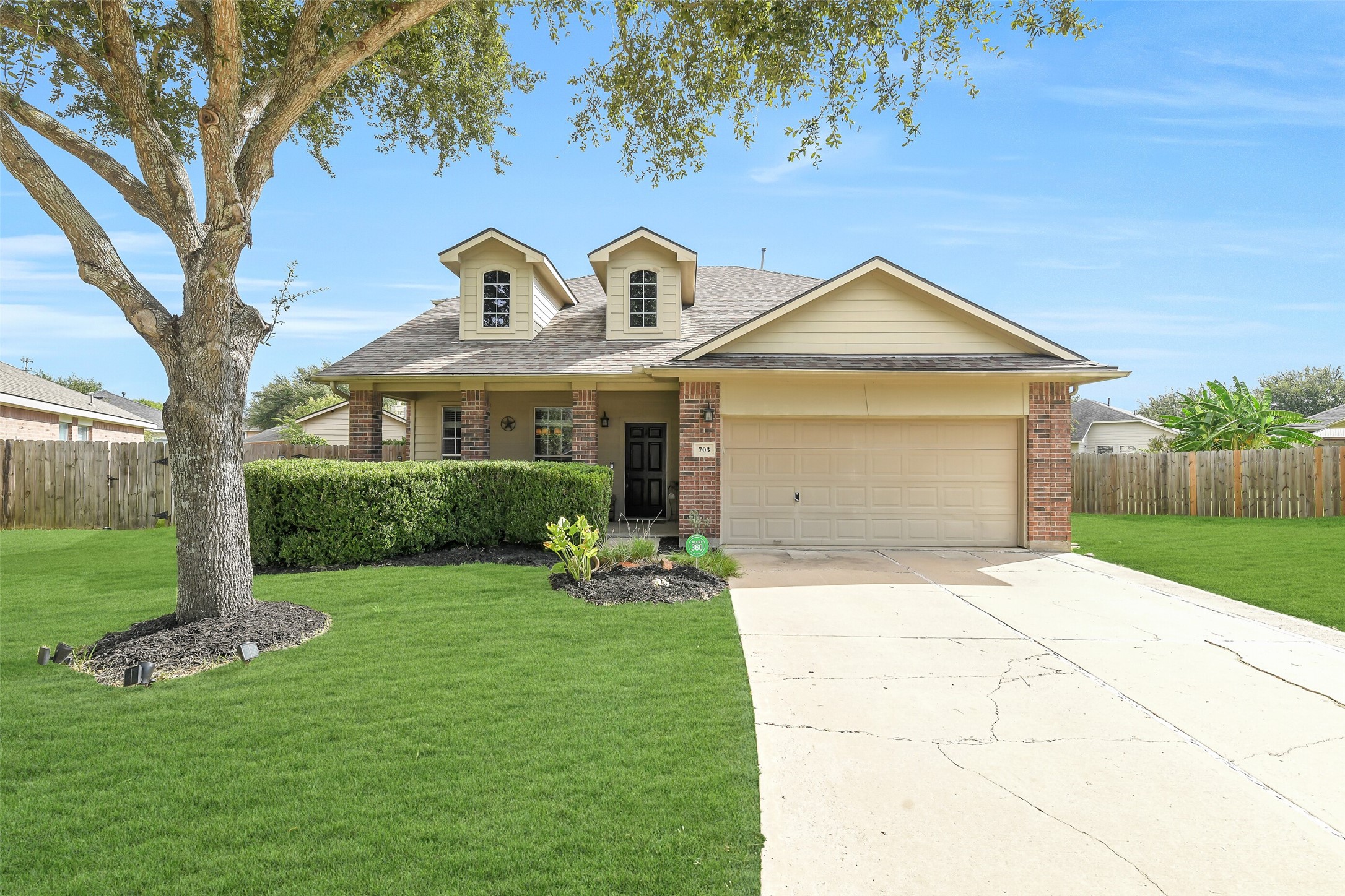 703 Rock Creek Court, Rosenberg, TX 77469