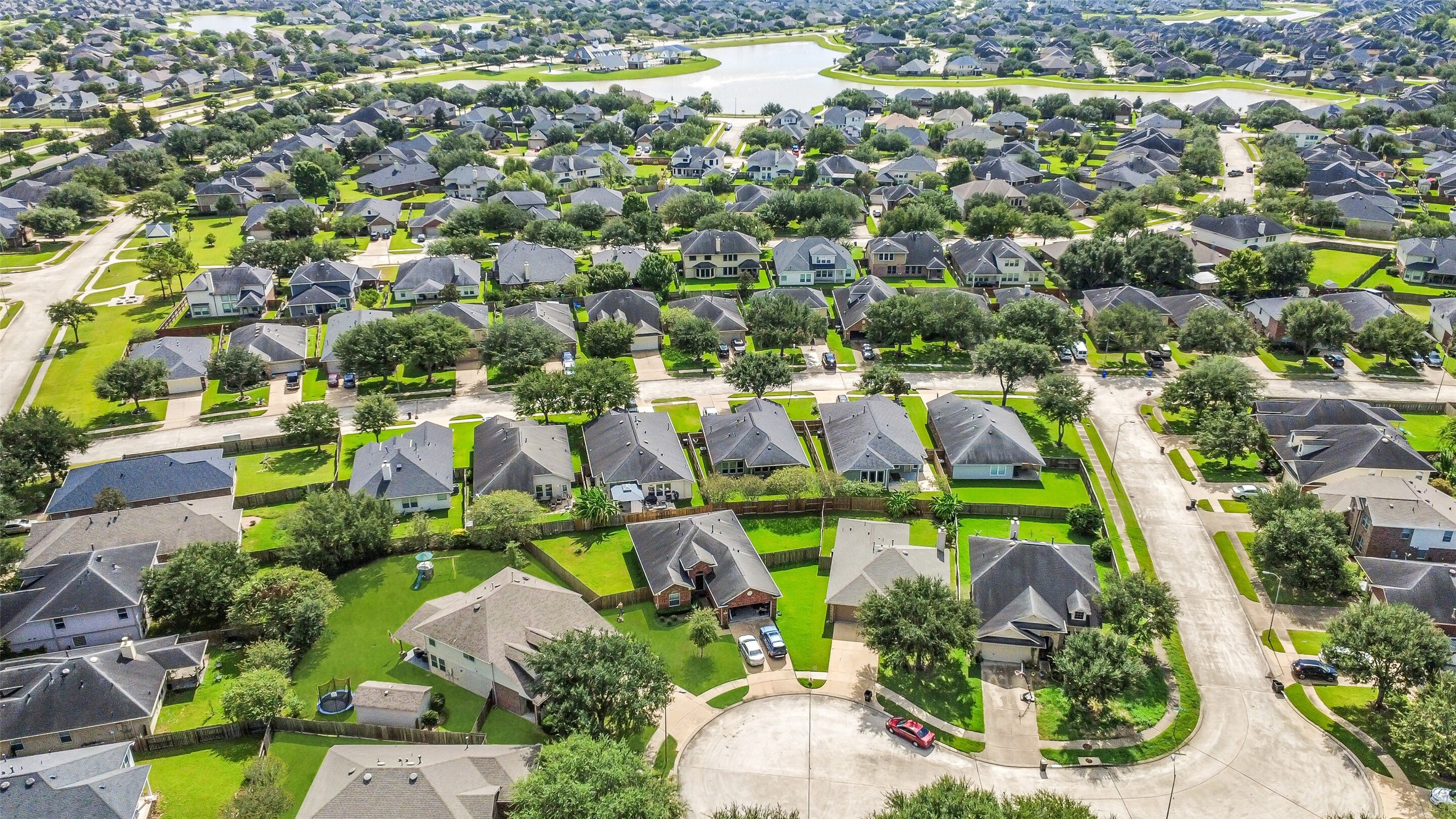 703 Rock Creek Court, Rosenberg, TX 77469