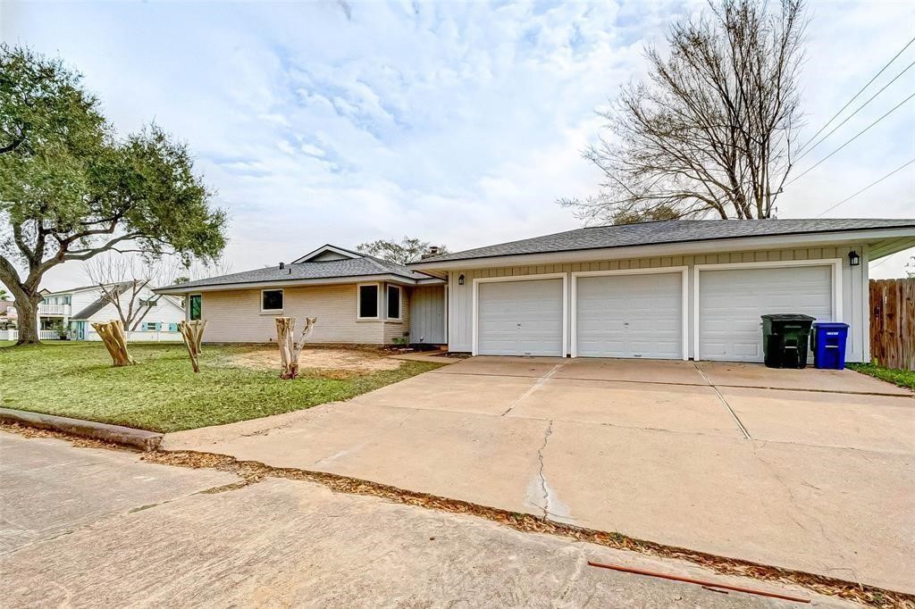 18702 Prince William Lane, Houston, TX 77058